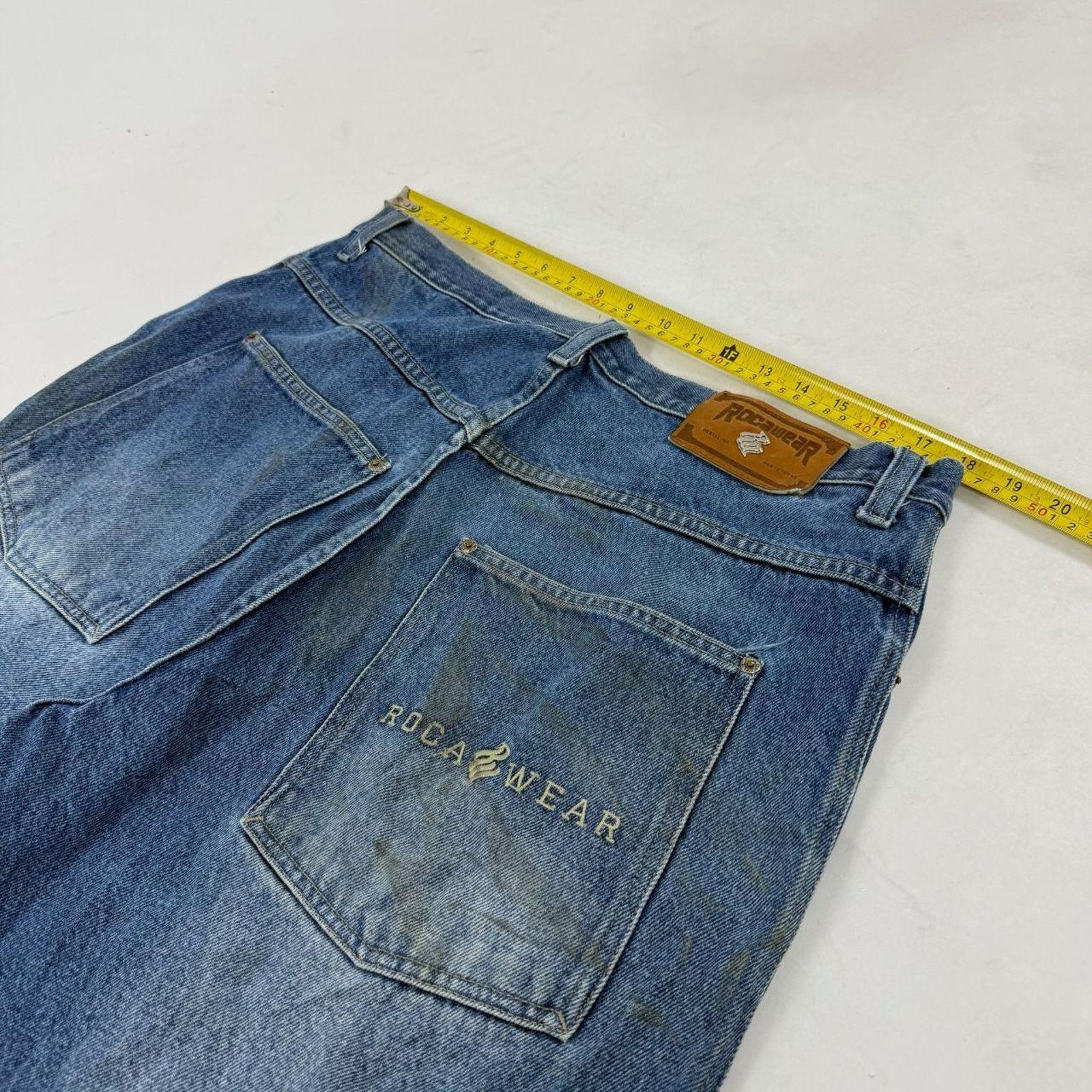 Diesel × Japanese Brand × Vintage Vintage y2k rocawear faded baggy wide leg embroidered jeans Size US 36 / EU 52 - 5 Thumbnail