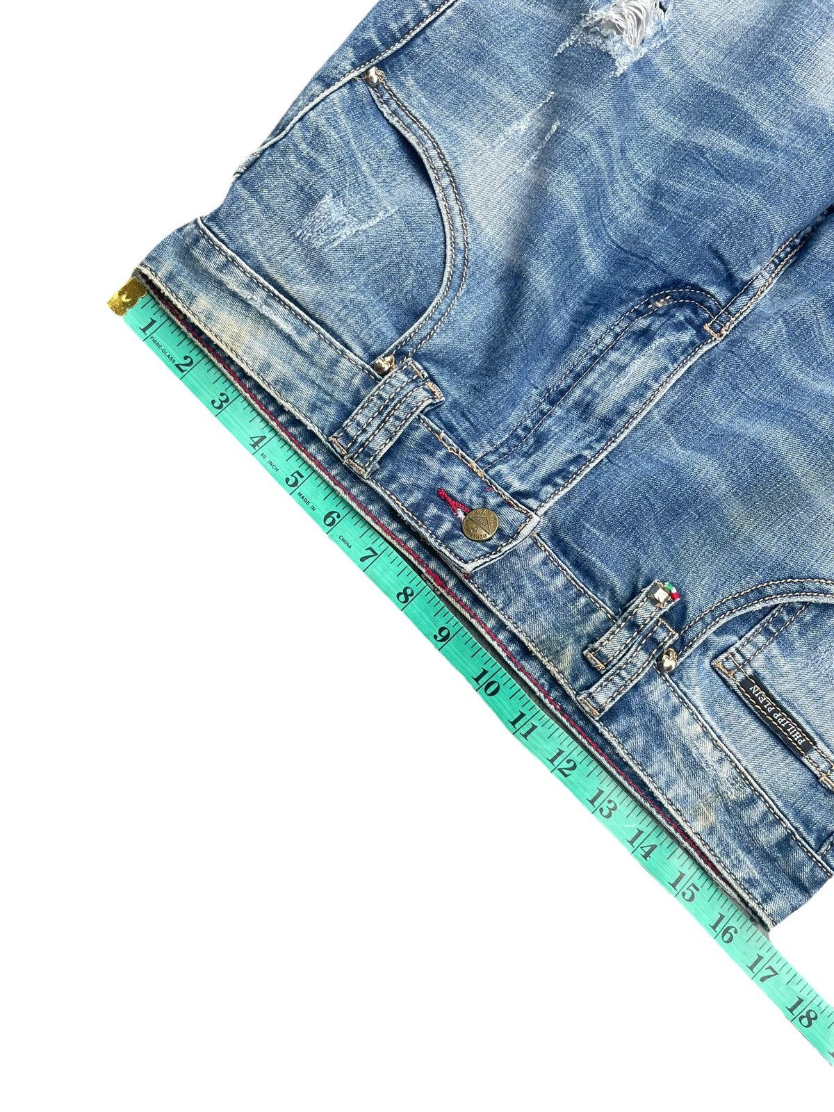 Philipp Plein Philipp Plein Faded Distressed Jeans Size US 33 - 12 Thumbnail