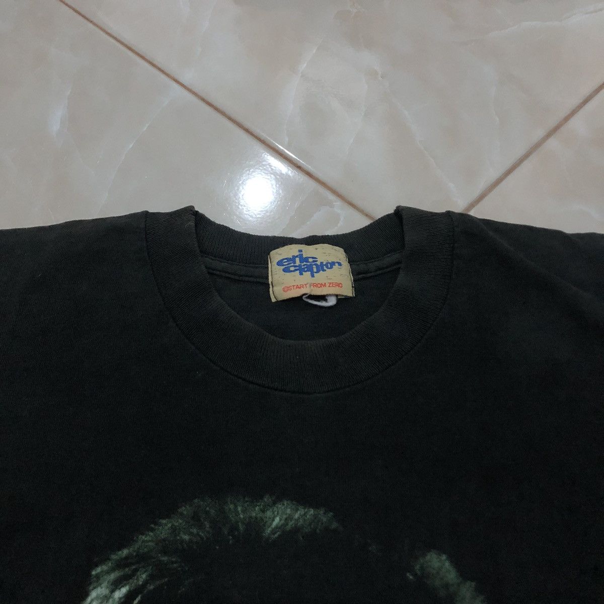 Vintage Vintage Eric Clapton Japan Tour 97 Shirt Size US M / EU 48-50 / 2 - 3 Thumbnail