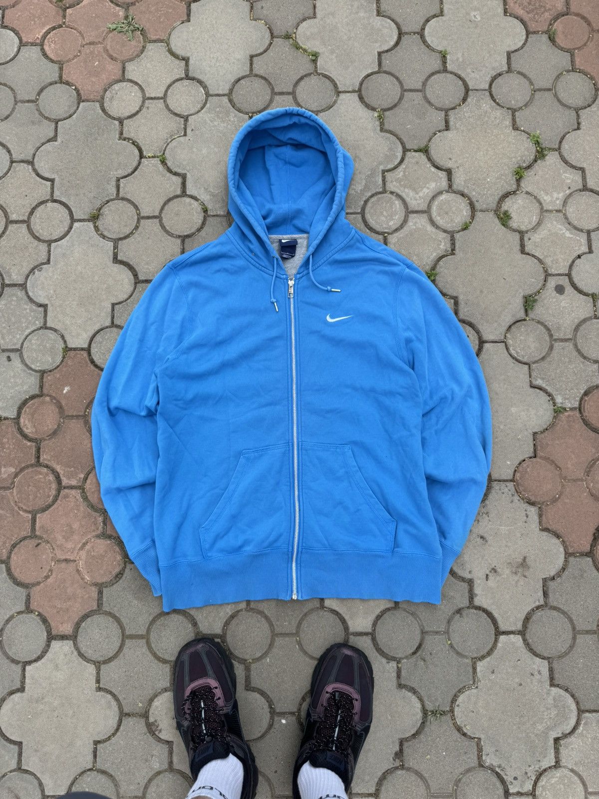 Nike Vintage Nike Mini Swoosh Zip Hoodie Y2K Size US L / EU 52-54 / 3 - 2 Thumbnail