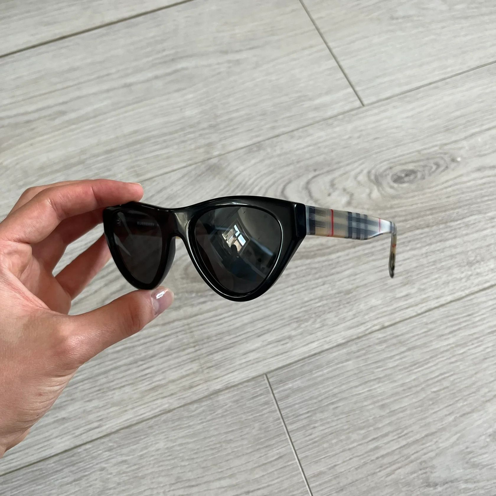 Burberry Burberry Womens B4285 Sunglasses Size ONE SIZE - 1 Thumbnail