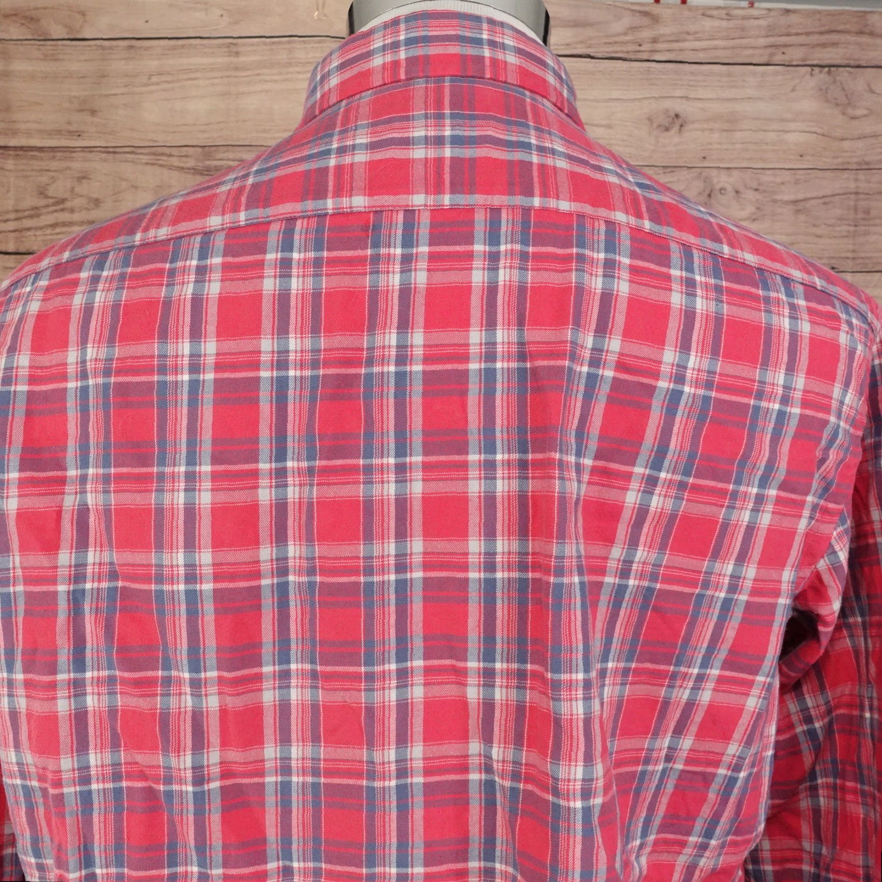 UNTUCKit UNTUCKit Red Plaid Button-Up Shirt Mens Size L Large Long Sleeve Classic Fit Size US L / EU 52-54 / 3 - 5 Thumbnail