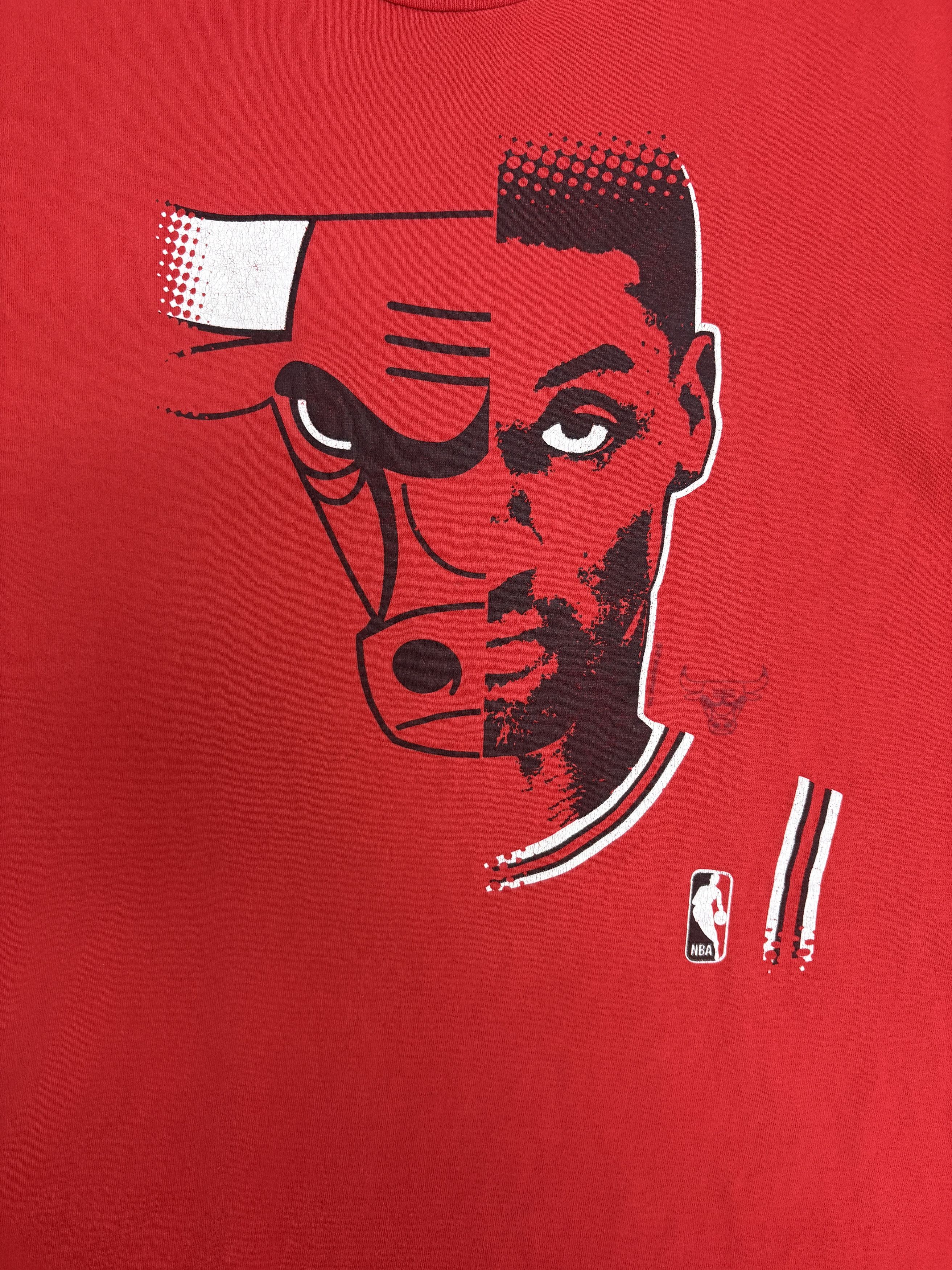Vintage Chicago Bulls Dennis Rodman Vintage Red T-Shirt Tee Size US XL / EU 56 / 4 - 2 Thumbnail