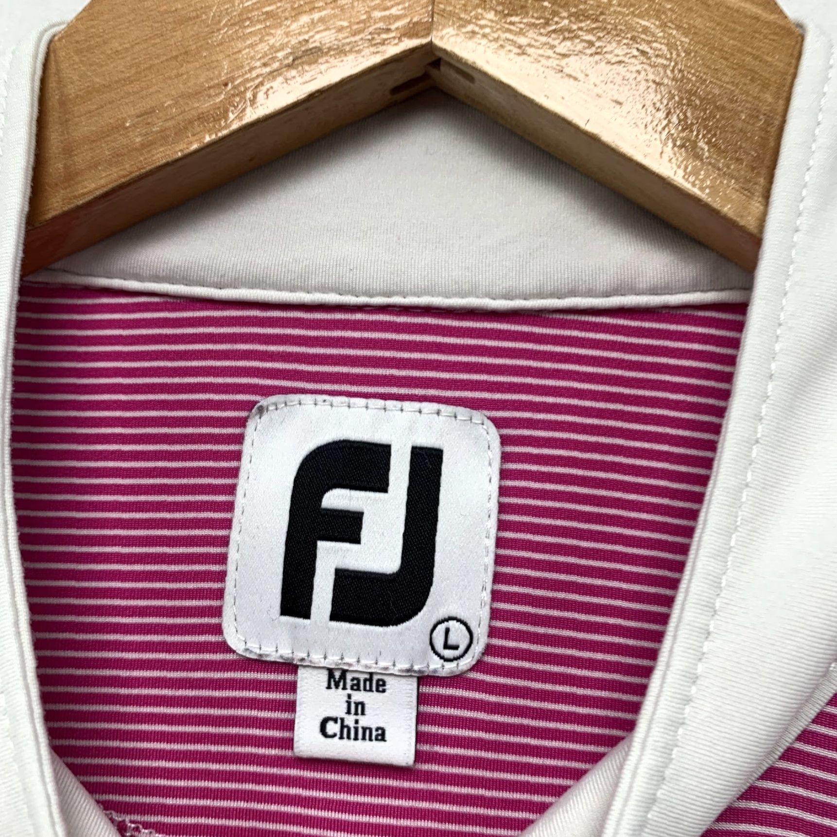 Vintage VINTAGE FJ FootJoy Womens Large Pink Long Sleeve Golf Pullover V Neck Casual Shirt Size L / US 10 / IT 46 - 2 Thumbnail