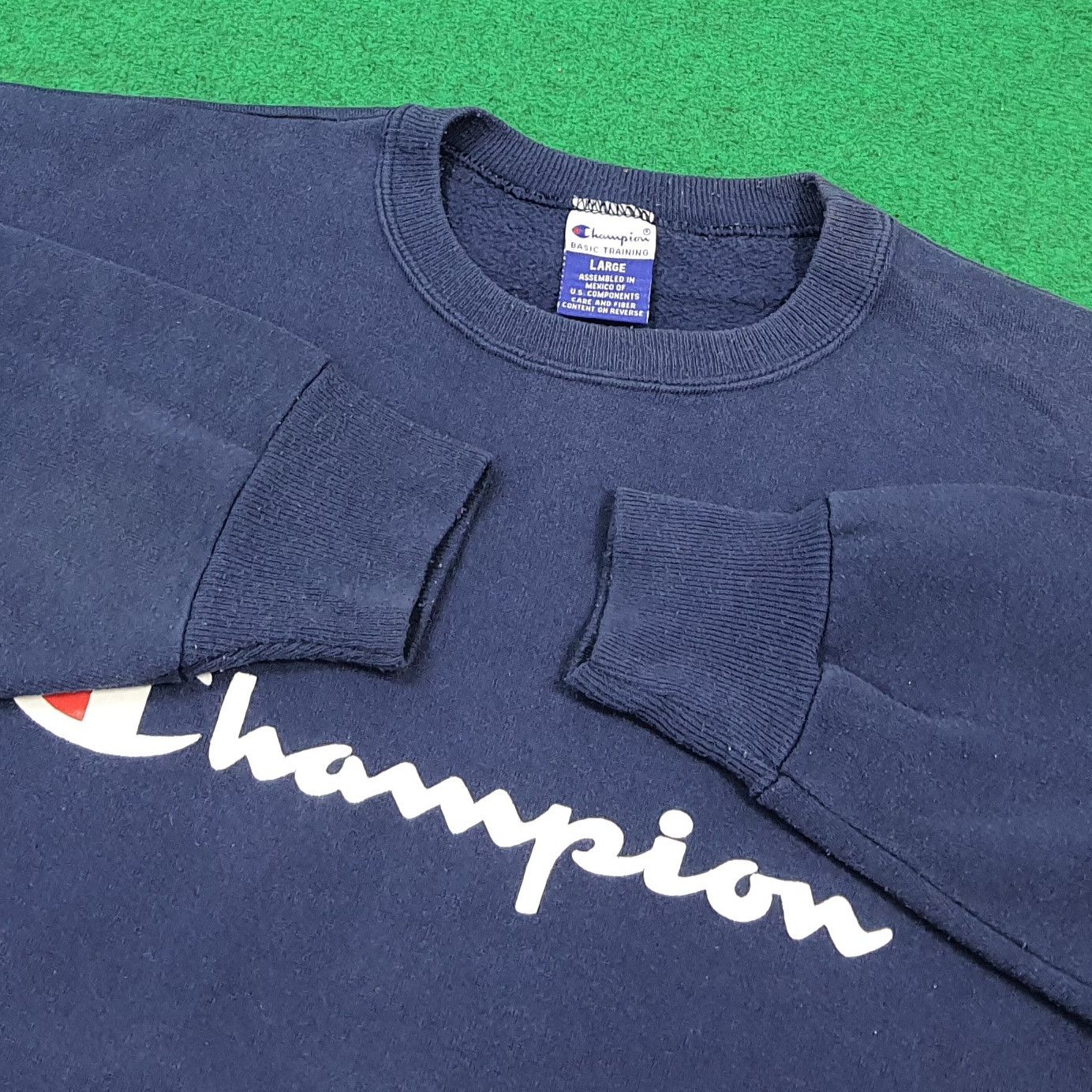 Champion Vintage Champion Embroidery Spell Out Crewneck C293N8 Size US L / EU 52-54 / 3 - 5 Thumbnail