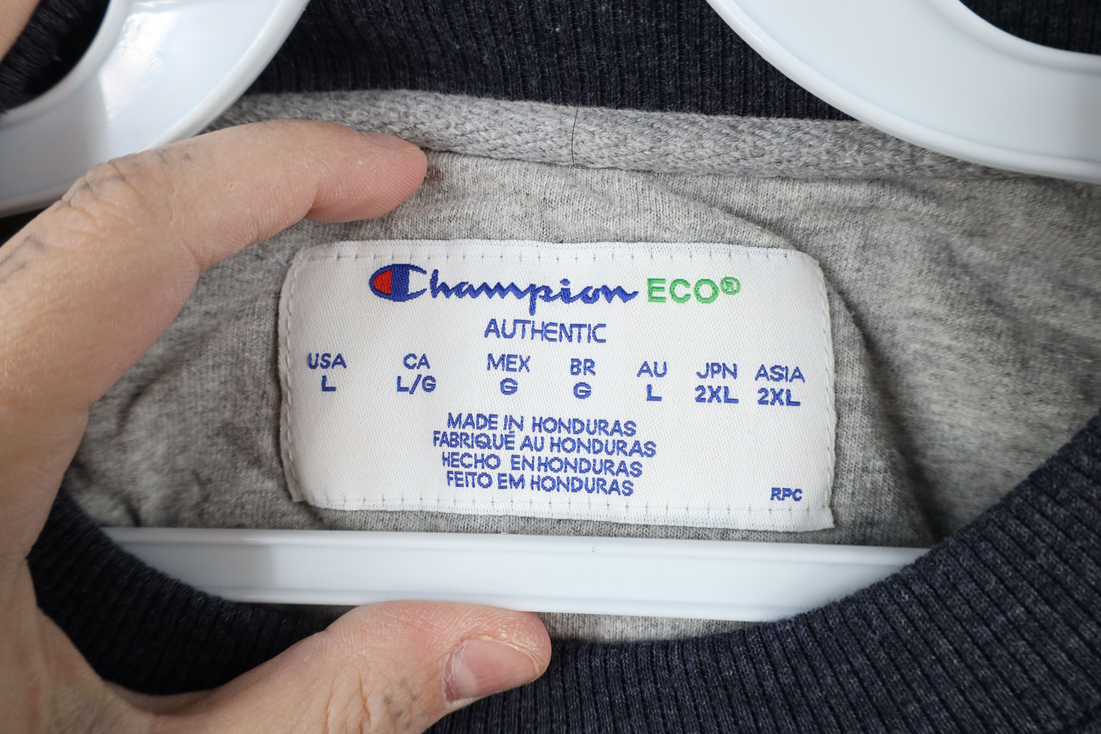 Champion × Vintage Vintage Champion Classic Logo Crewneck Sweatshirt Blue Size US L / EU 52-54 / 3 - 6 Thumbnail
