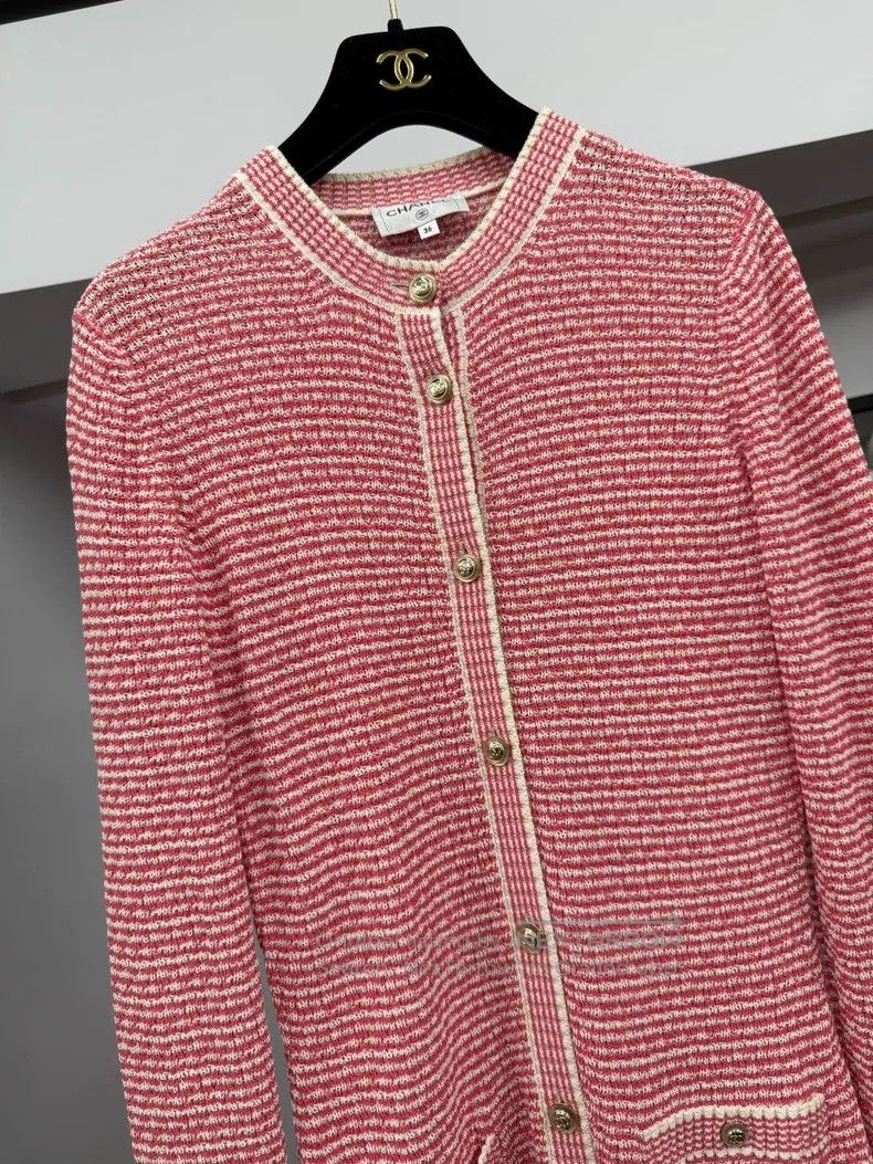 Chanel Chanel Pink and white striped long knitted cardigan coat Size XS / US 0-2 / IT 36-38 - 2 Thumbnail
