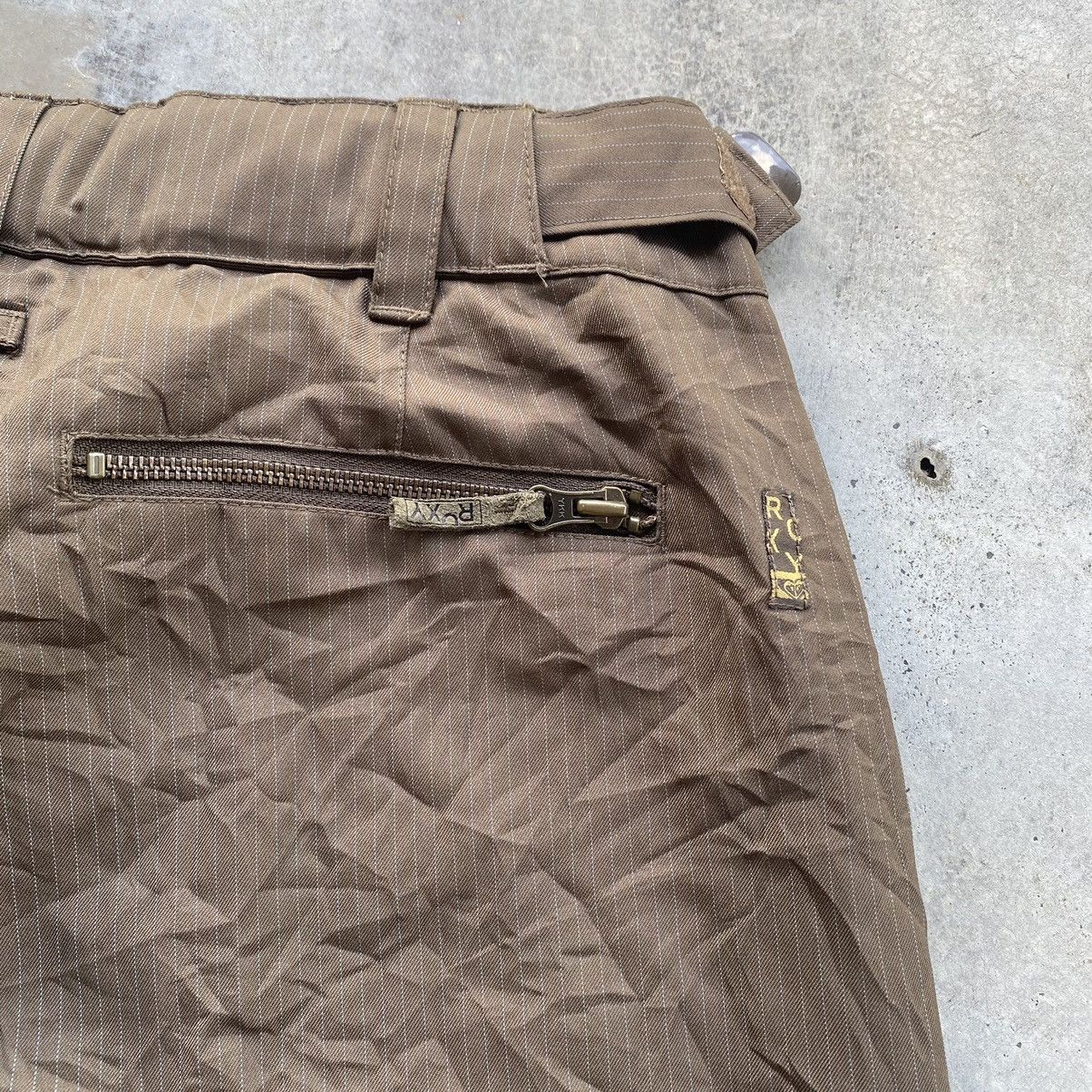 Beauty Beast × Quiksilver × Vintage Roxy Snow Bondage Multi Zip Pocket Ski Pants Size US 36 / EU 52 - 6 Thumbnail