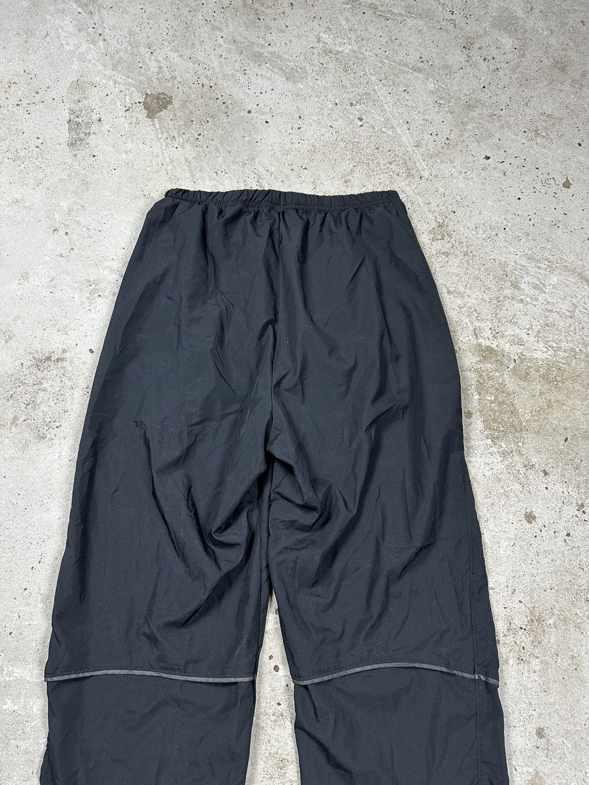 Nike Vintage y2k Nike Black Track Pants Swoosh Size US 32 / EU 48 - 8 Thumbnail