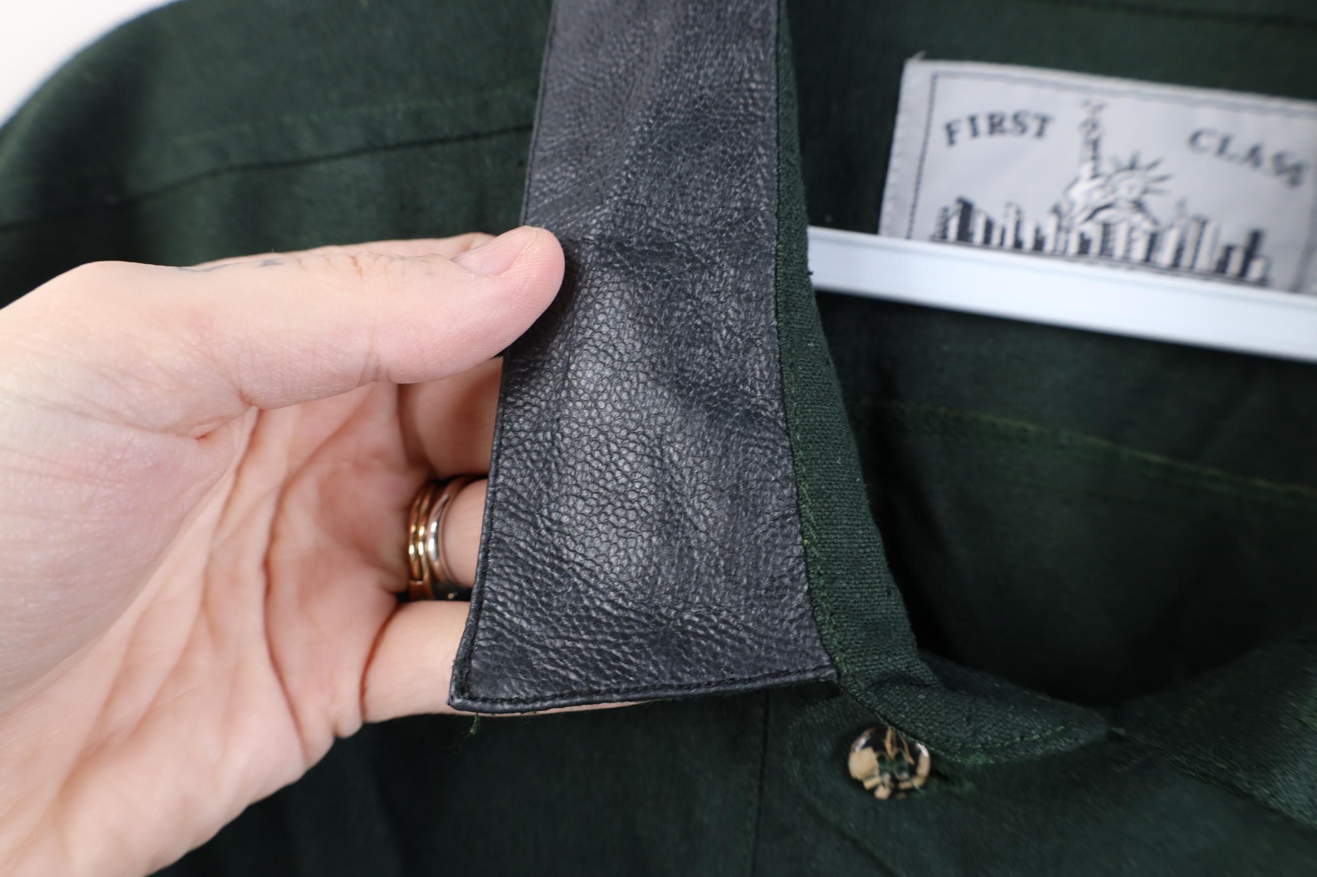 Vintage Vintage 90s Streetwear Silk Baggy Short Sleeve Button Shirt Size US XL / EU 56 / 4 - 7 Thumbnail