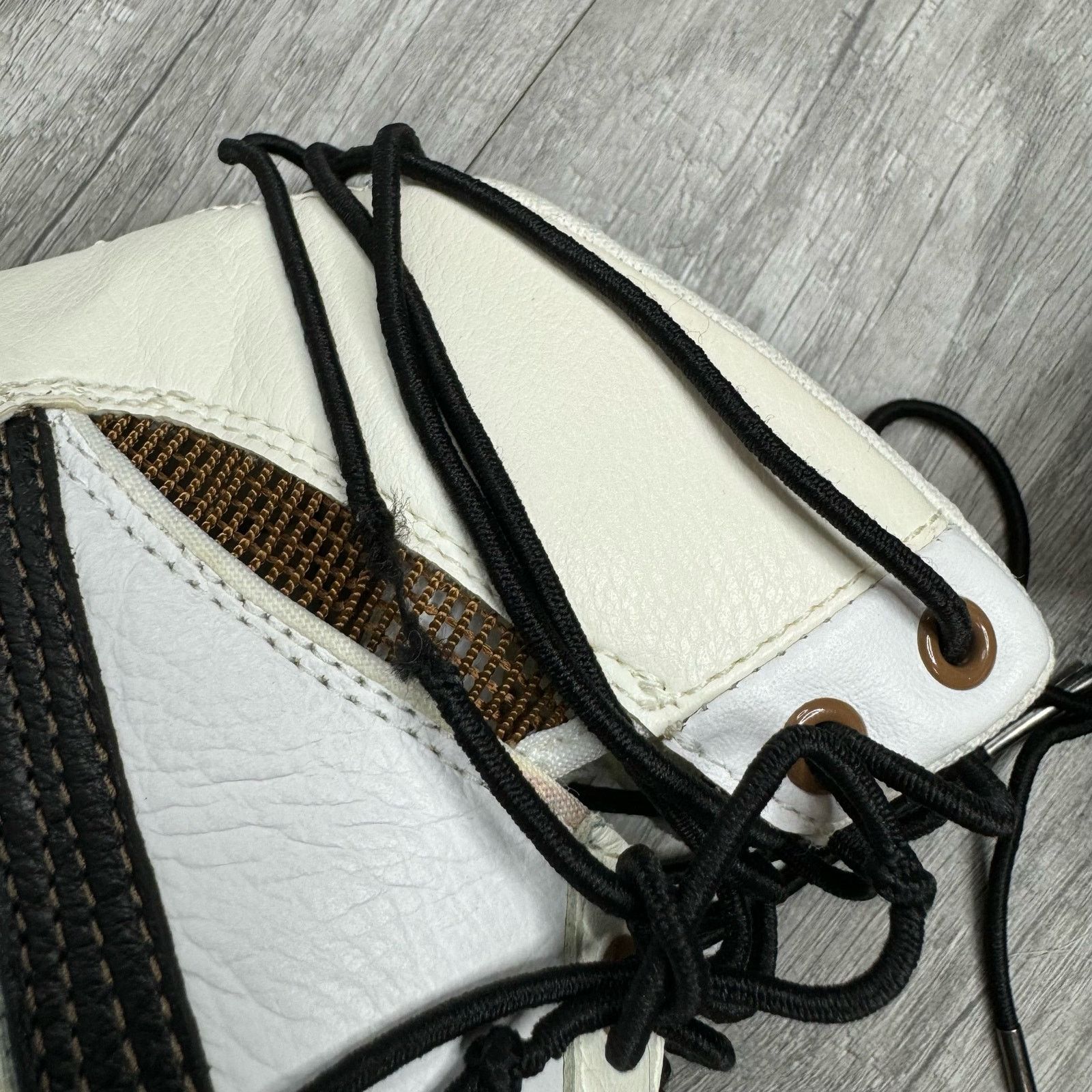 Puma Vintage Puma White Black Lace Up Mid Top Sneakers Bokette 8 Size US 8 / IT 38 - 4 Thumbnail