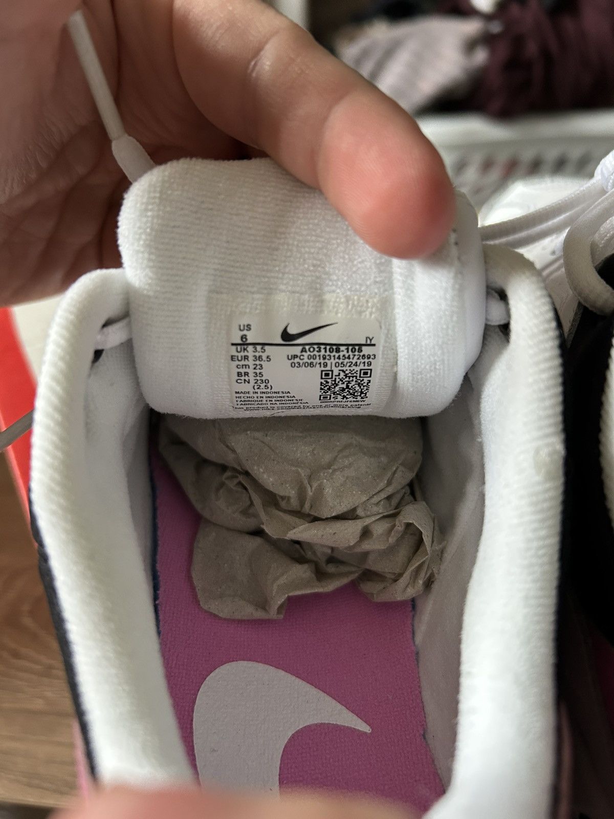 Nike Womens Nike M2k Tekno Running Shoes White Black China Rose Size US 6 / IT 36 - 5 Thumbnail