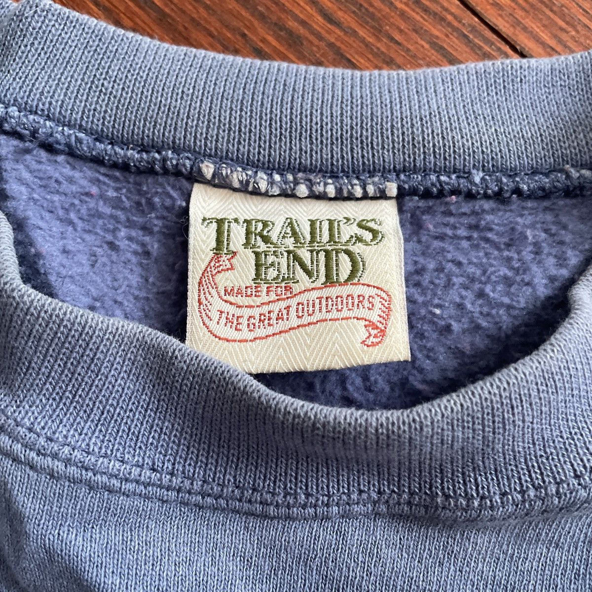 Other Vintage ‘Trail’s Ends’ Dusty Blue 90s crewneck sweatshirt Size US XXL / EU 58 / 5 - 2 Thumbnail