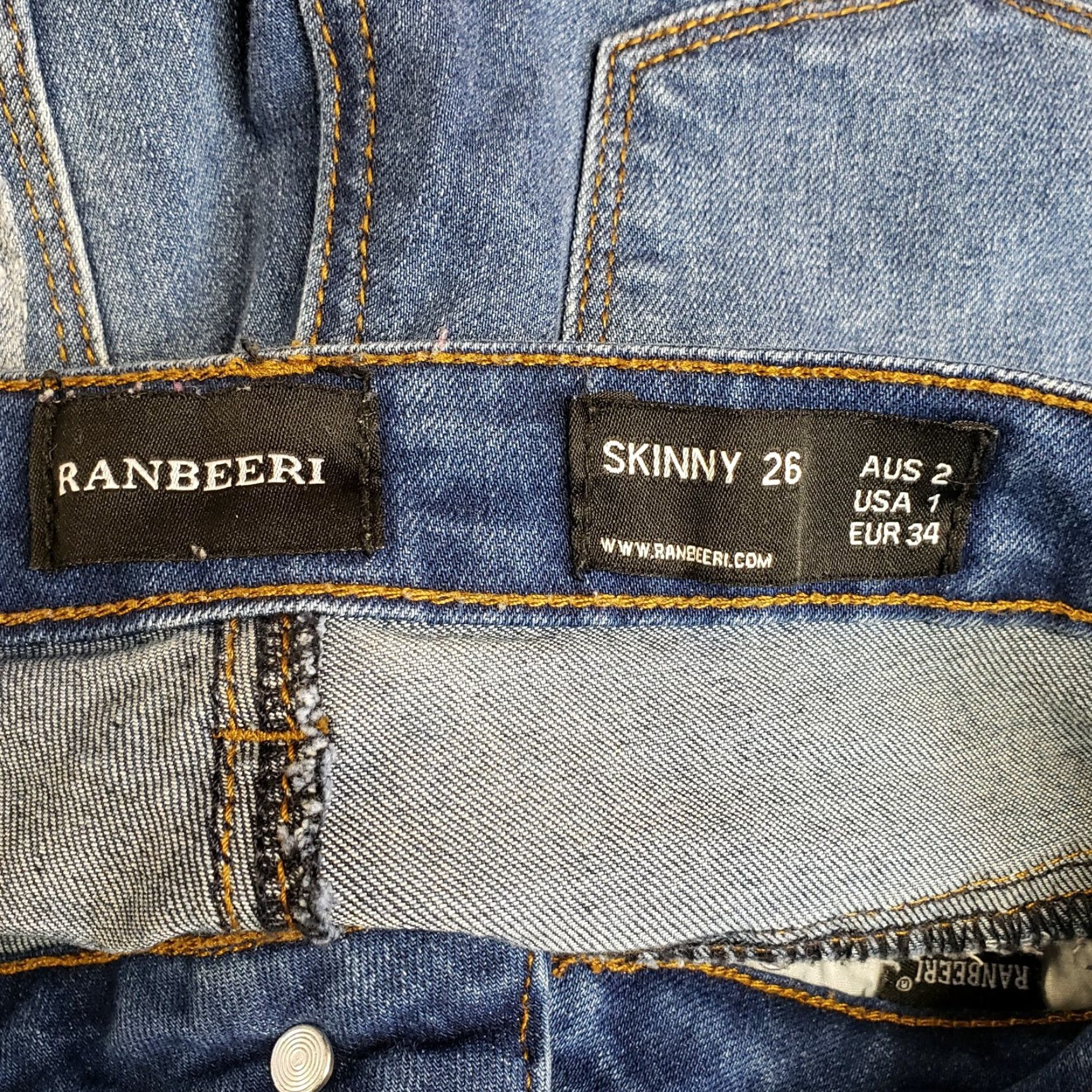 Vintage Ranbeeri Womens Skinny Jeans Sz 26 Floral Embroidered Raw Hem Low Rise Denim Cotton Blend Vintage Not Applicable Size 26" / US 2 / IT 38 - 7 Thumbnail