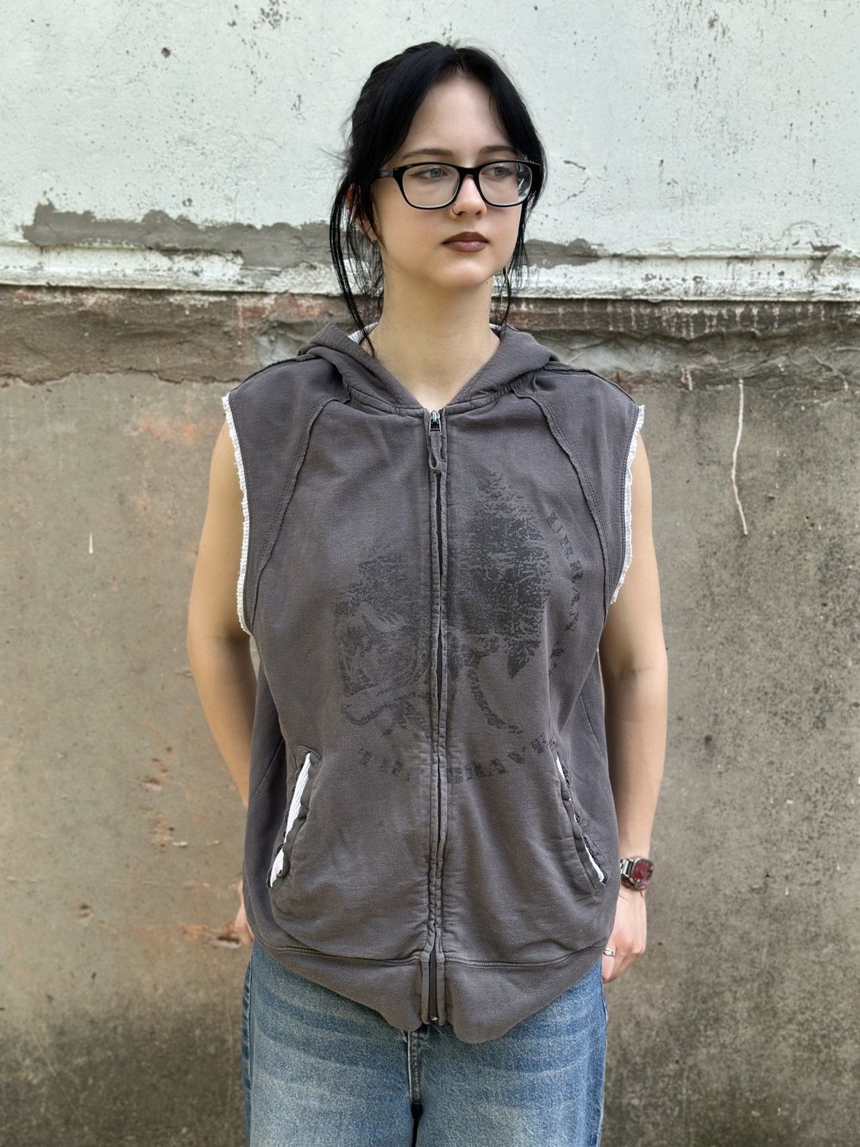 If Six Was Nine VTG Japanese Style Zip Tank Top With Hood Size M Distressed Size US M / EU 48-50 / 2 - 1 Thumbnail