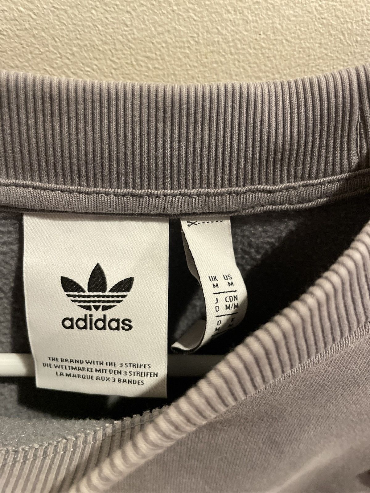Adidas Grey Adidas Crewneck Size US M / EU 48-50 / 2 - 3 Thumbnail