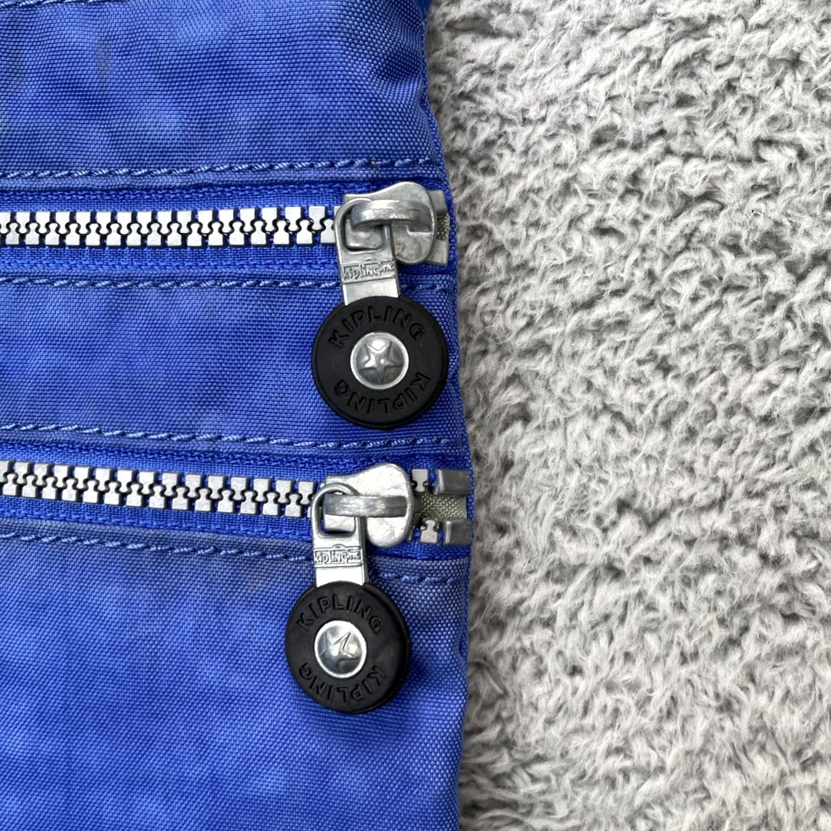 Vintage Kipling Bag Womens Blue Small Crossbody Purse Adjustable Strap Two Zip Pockets Crossbody Bag Womens Blue Small Kipling Adjustable Strap Zip Pockets Size ONE SIZE - 3 Thumbnail