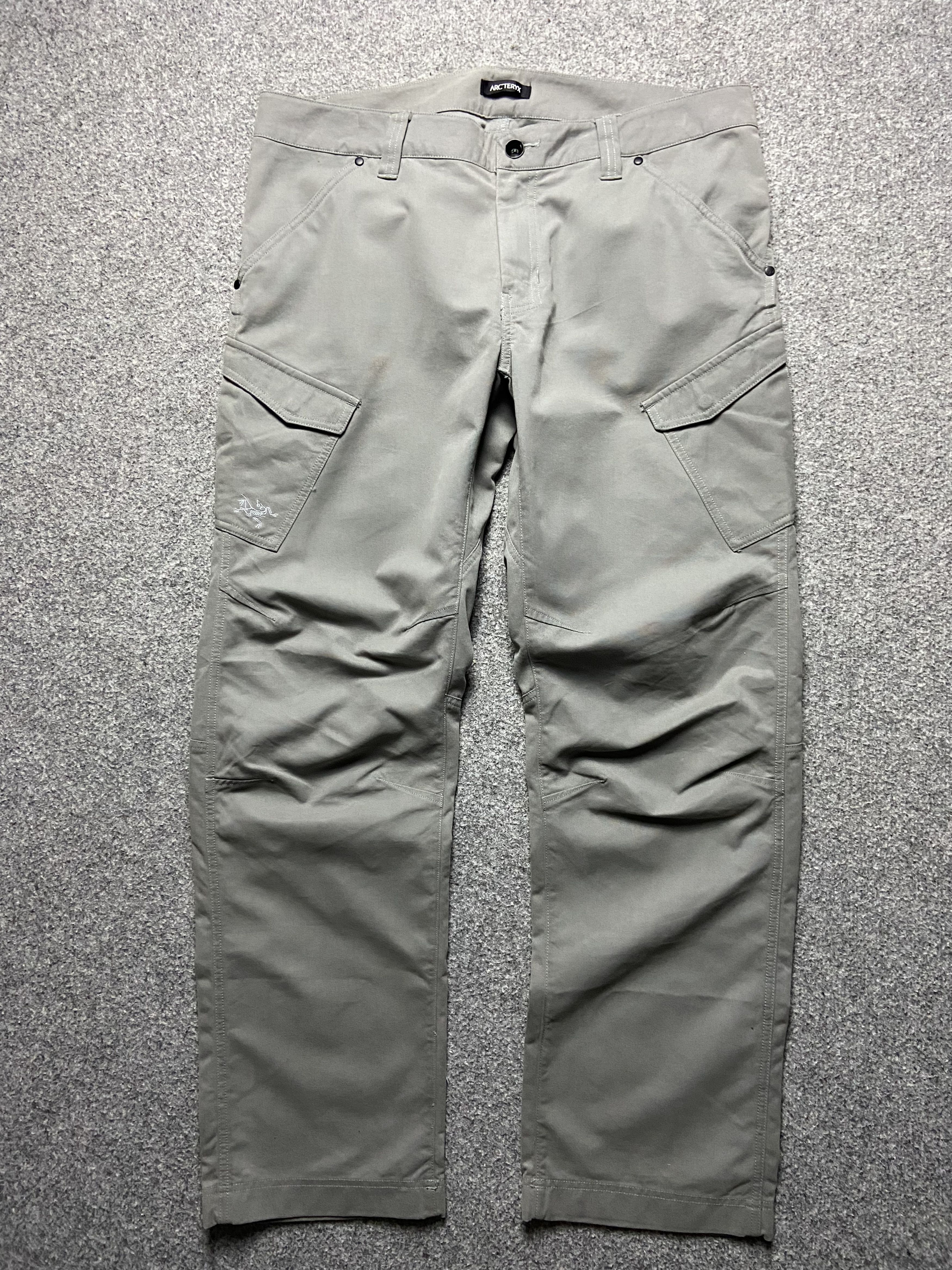 image of Arcteryx Arc’Teryx Cargo Trekking Pants in Grey, Men's (Size 36)