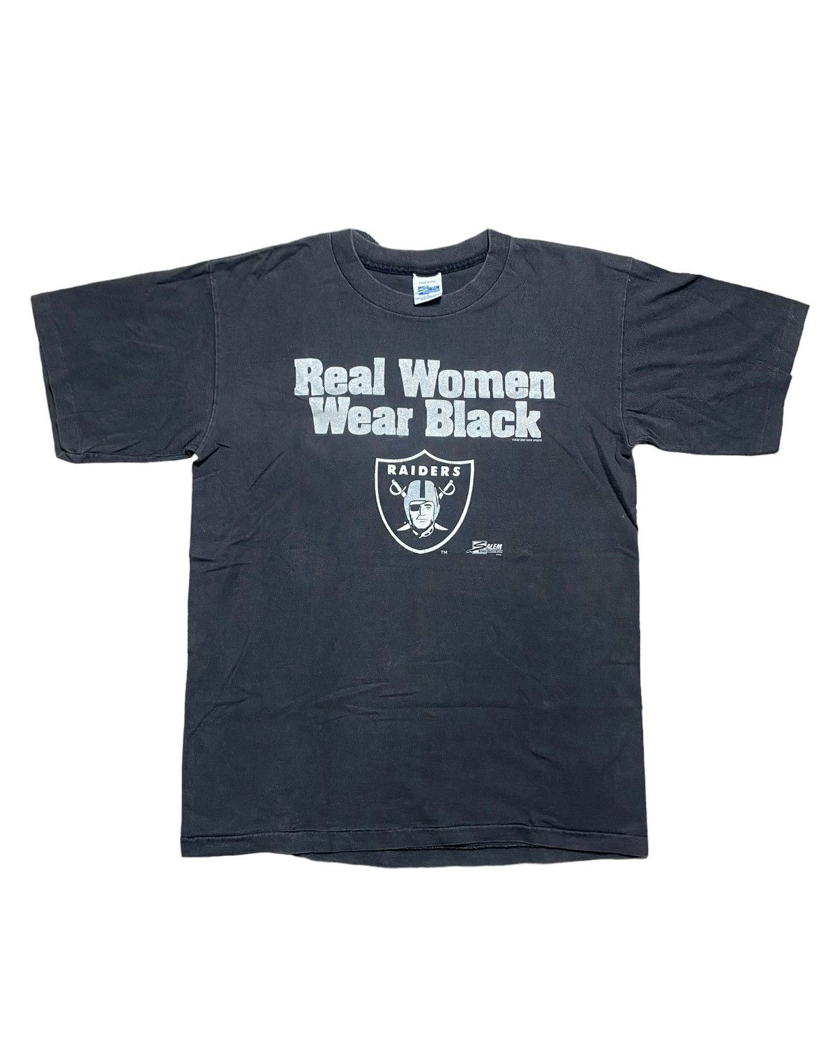 NFL VINTAGE RAIDERS REAL WOMAN WEAR BLACK CENTER LOGO TEE Size US M / EU 48-50 / 2 - 1 Thumbnail
