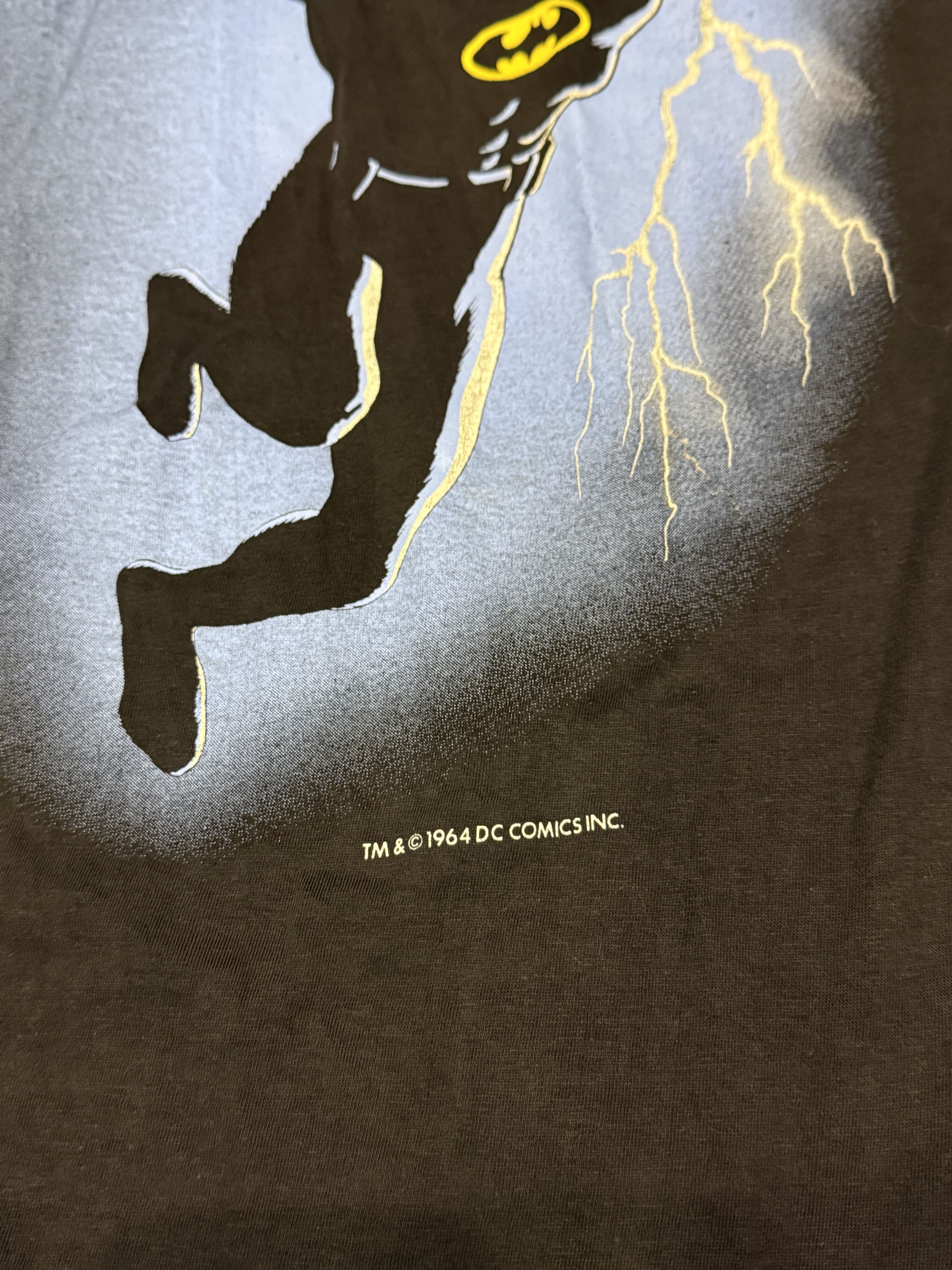 Vintage Vintage 90s single stitch 1964 licenced Batman T-shirt Size US L / EU 52-54 / 3 - 3 Thumbnail