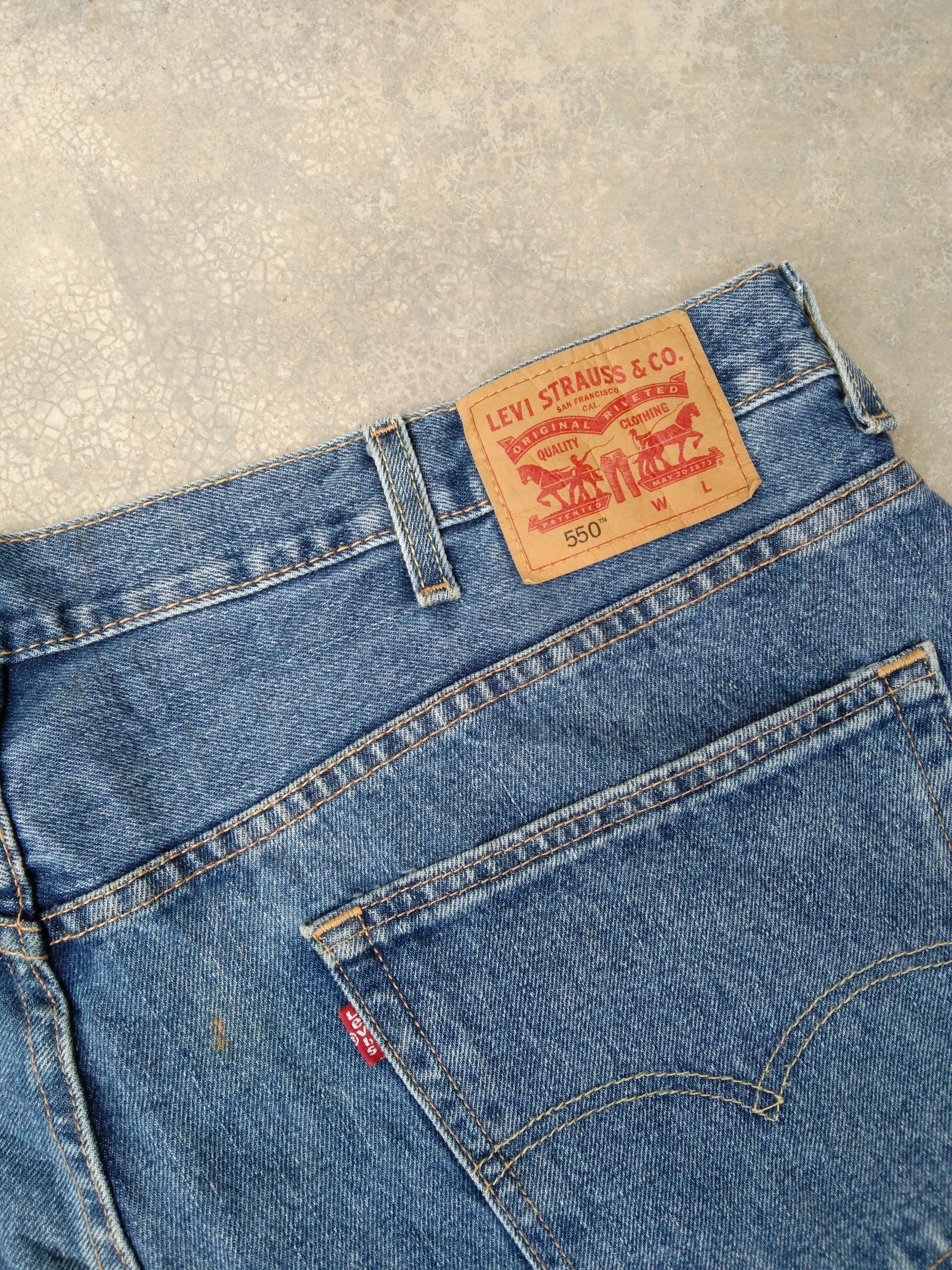 Levi's Vintage Levi's Jeans 550 Baggy 44x29 Size US 44 / EU 60 - 3 Thumbnail