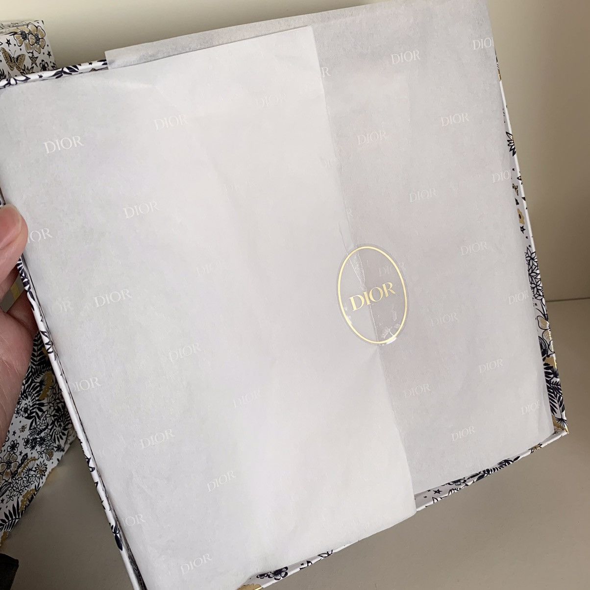 Dior Dior special gold foil gift box storage box Size ONE SIZE - 5 Thumbnail