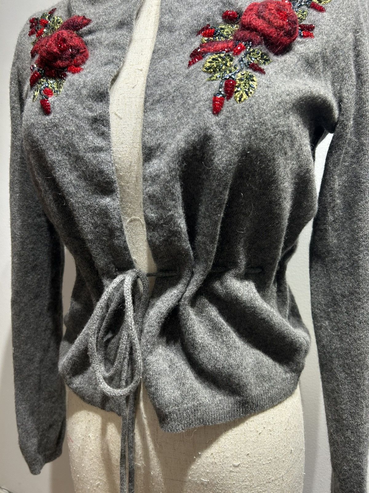 Moschino 3D Floral Embroidery Belted Cardigan Size XS / US 0-2 / IT 36-38 - 7 Thumbnail