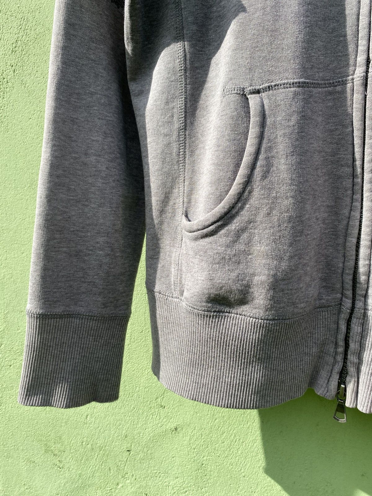 Japanese Brand Uniqlo Luxury Hood Zip Hoodie Grey Tribal Pattern Y2K Jacket Size M / US 6-8 / IT 42-44 - 5 Thumbnail