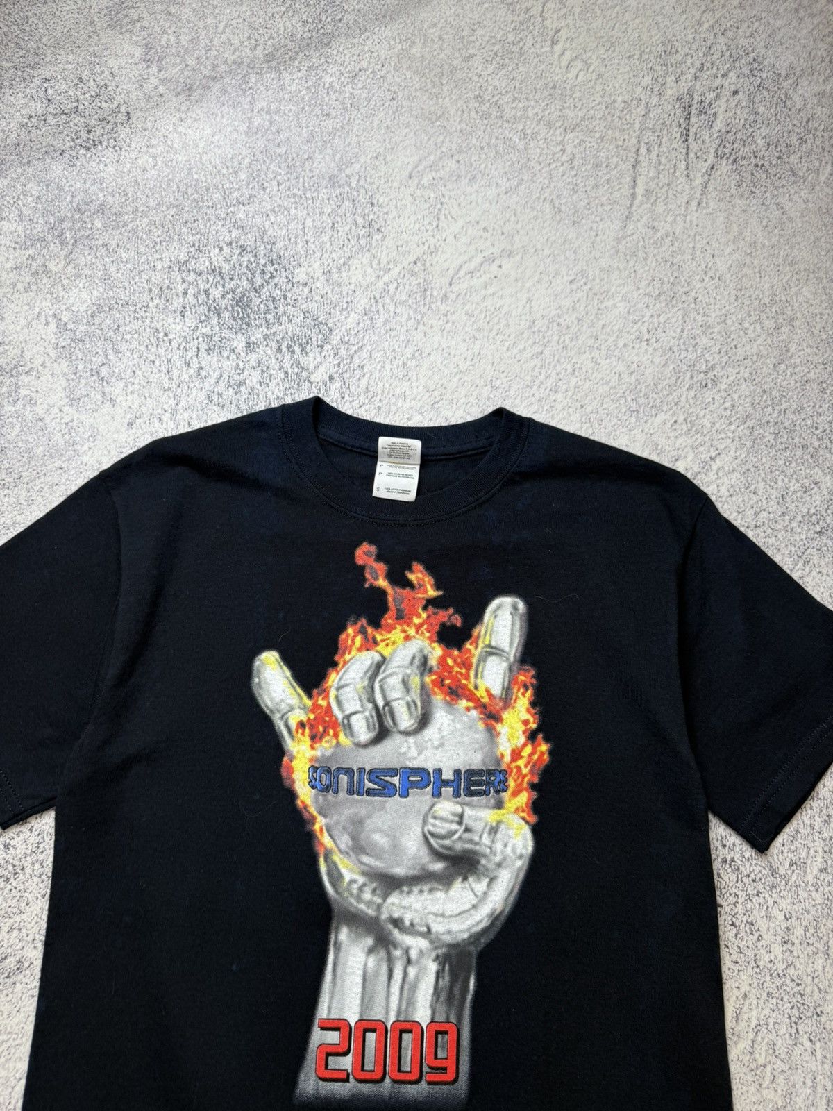 Vintage SONISPHERE 2009 METALLICA SLIPKNOT KORN VINTAGE GRAPHIC TEE Size US S / EU 44-46 / 1 - 5 Thumbnail