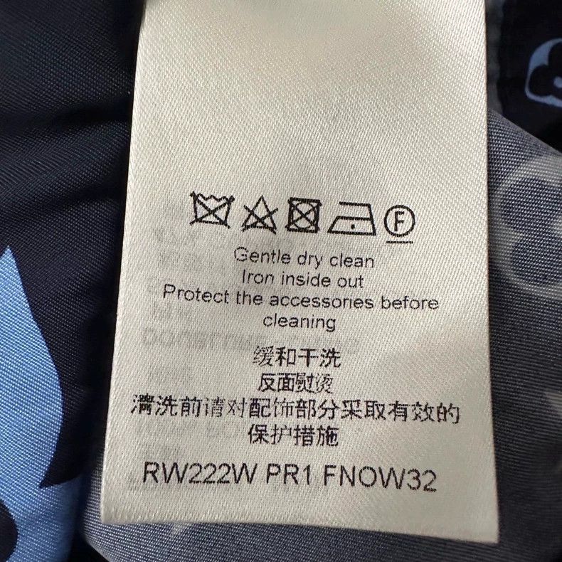 Louis Vuitton Louis Vuitton Blue presbyopic patchwork full print assault Size XS / US 0-2 / IT 36-38 - 5 Thumbnail