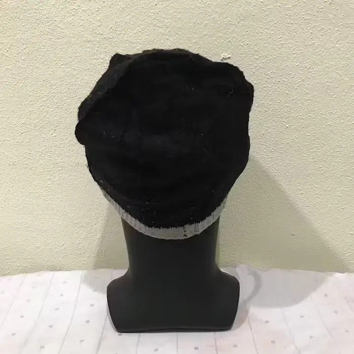 Descente × Vintage Descente Small Logo Beanie Hat Size ONE SIZE - 4 Thumbnail