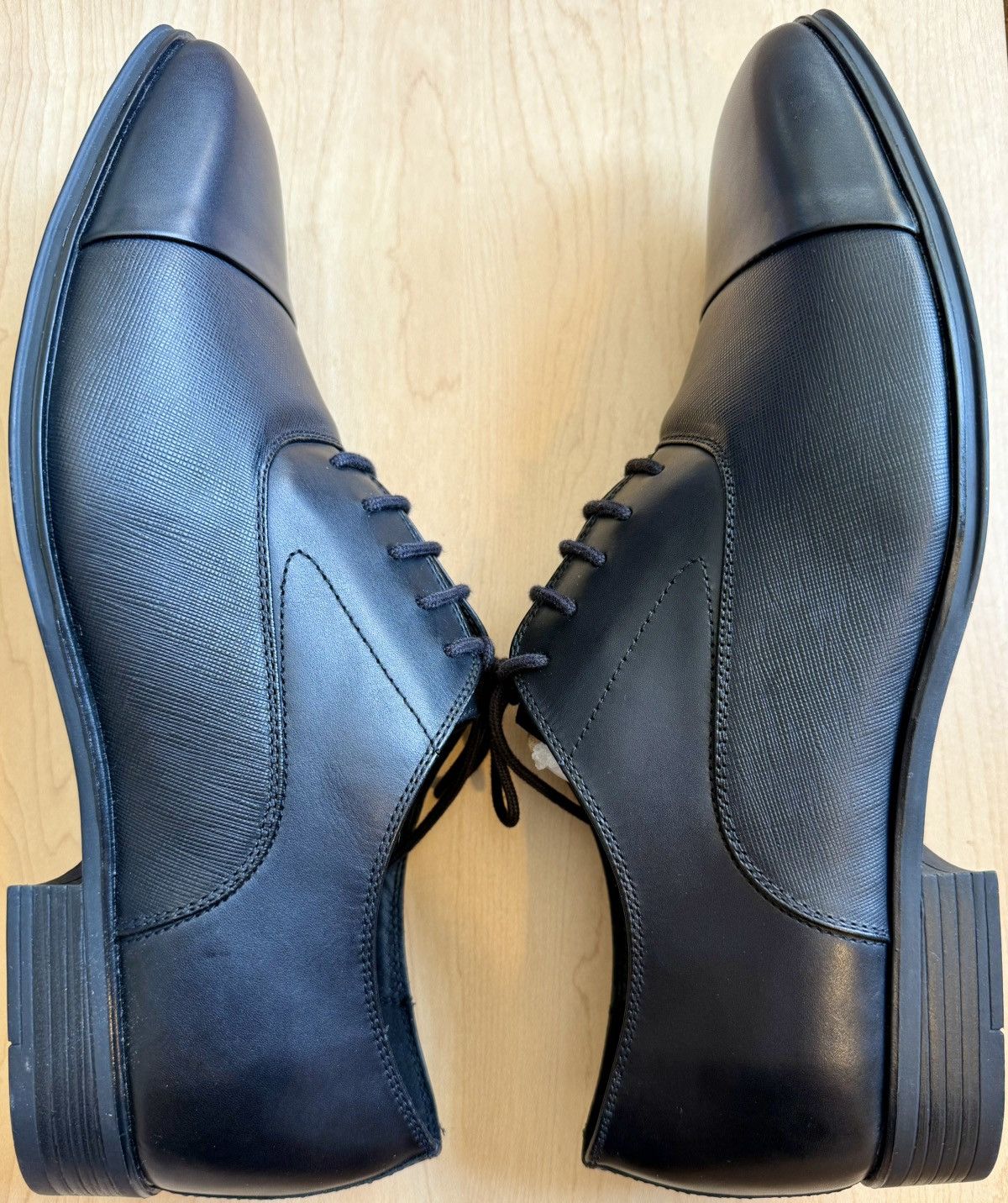 Calvin Klein Calvin Klein Drew men’s black dress shoes Tktd.$140.00 Size US 13 / EU 46 - 8 Thumbnail