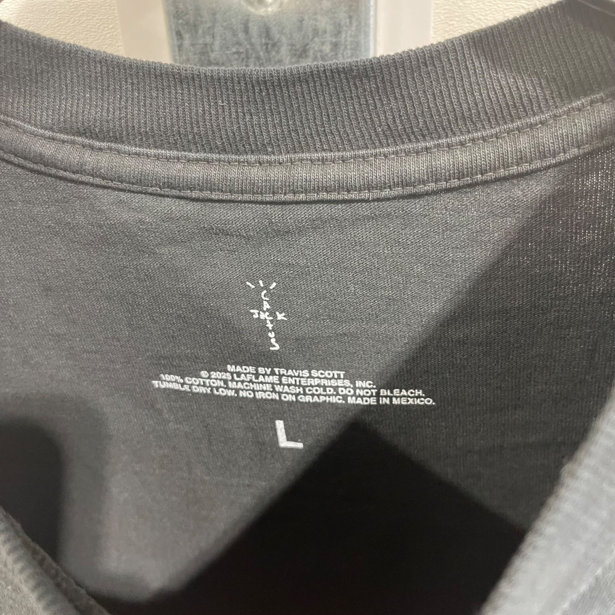 Travis Scott NEW TRAVIS SCOTT JACKBOYS 2 EXCURSION 2000 TEE SZ LARGE Size US L / EU 52-54 / 3 - 4 Thumbnail