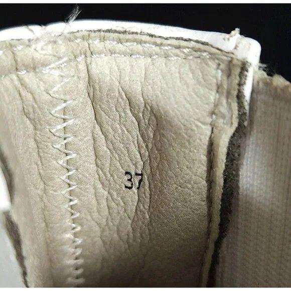 VIRON Viron 1997 Chelsea Boots Size 37 US 6 Womens White Size US 6 / IT 36 - 13 Thumbnail