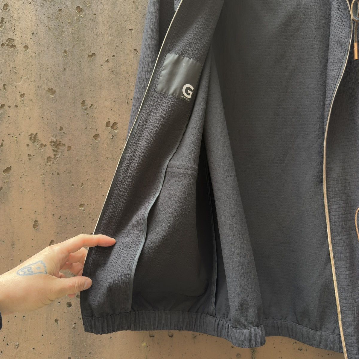 Givenchy Y2K Givenchy Packable Mens Medium Zip Jacket Black Copper Size US M / EU 48-50 / 2 - 8 Thumbnail