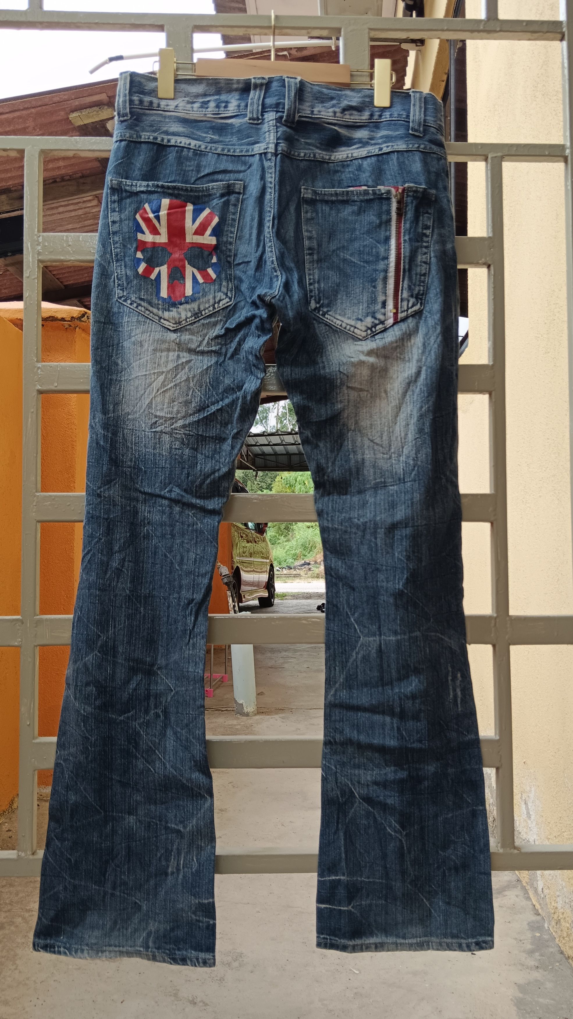 Tornado Mart 💥Jack Serika💥 Union Jack Punk Skull Flare Denim Size US 32 / EU 48 - 2 Thumbnail