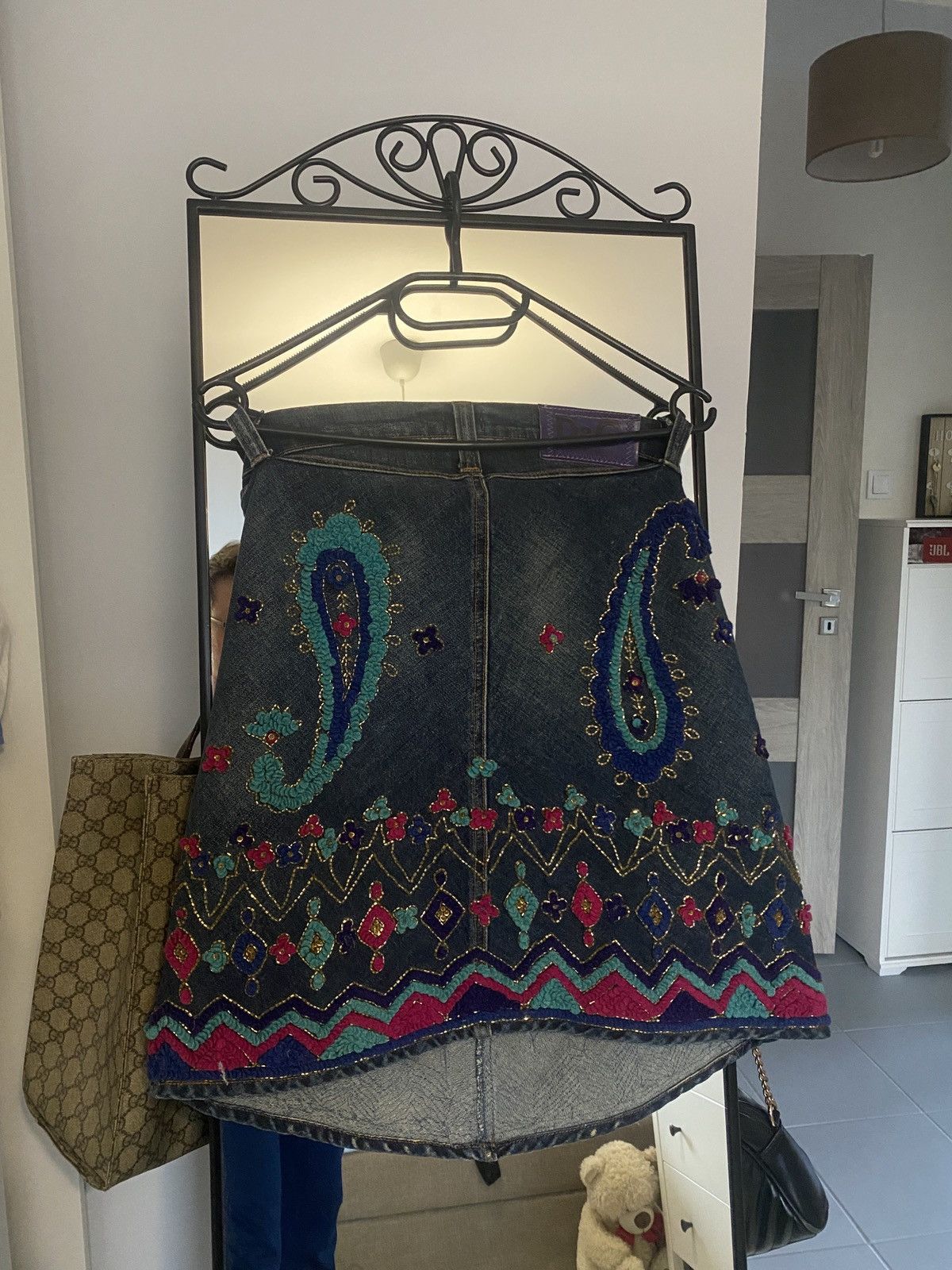 Dolce & Gabbana Dolce&gabbana Luxury rare denim skirt with flowers Size 27" / US 4 / IT 40 - 8 Thumbnail