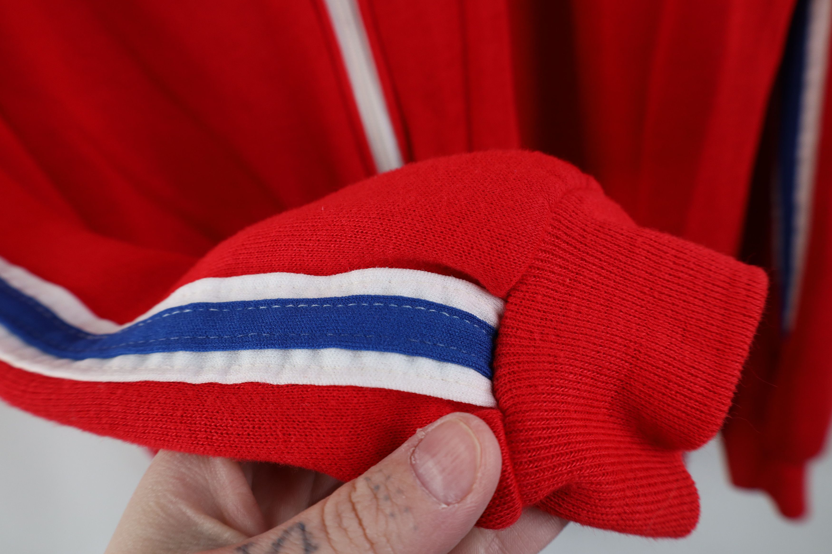 Vintage Vintage 70s Streetwear Striped Knit Warm Up Track Jacket Size US M / EU 48-50 / 2 - 7 Thumbnail