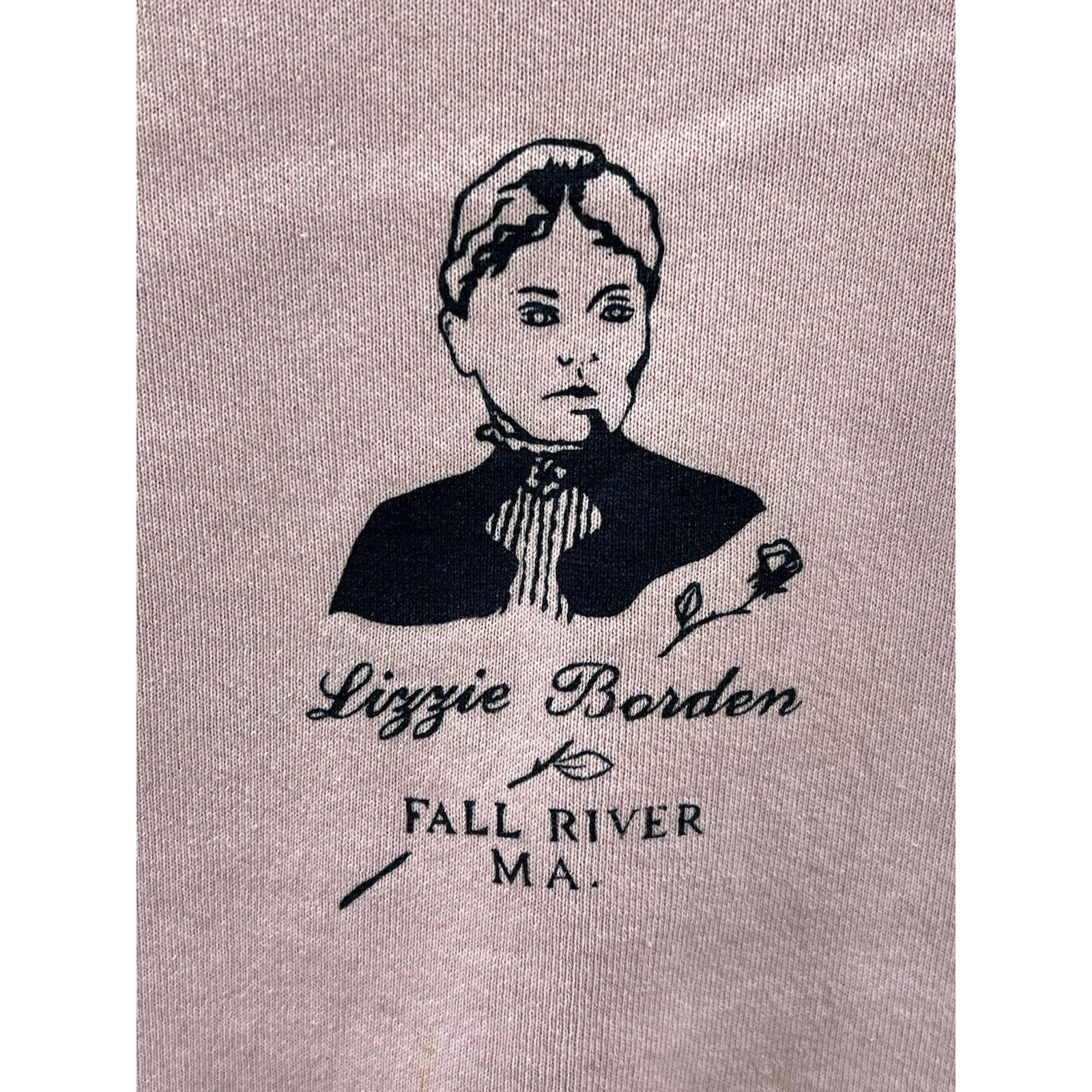 Fruit Of The Loom Lizzie Borden Fall River MA Pink Crewneck Sweatshirt Large Size US L / EU 52-54 / 3 - 3 Thumbnail