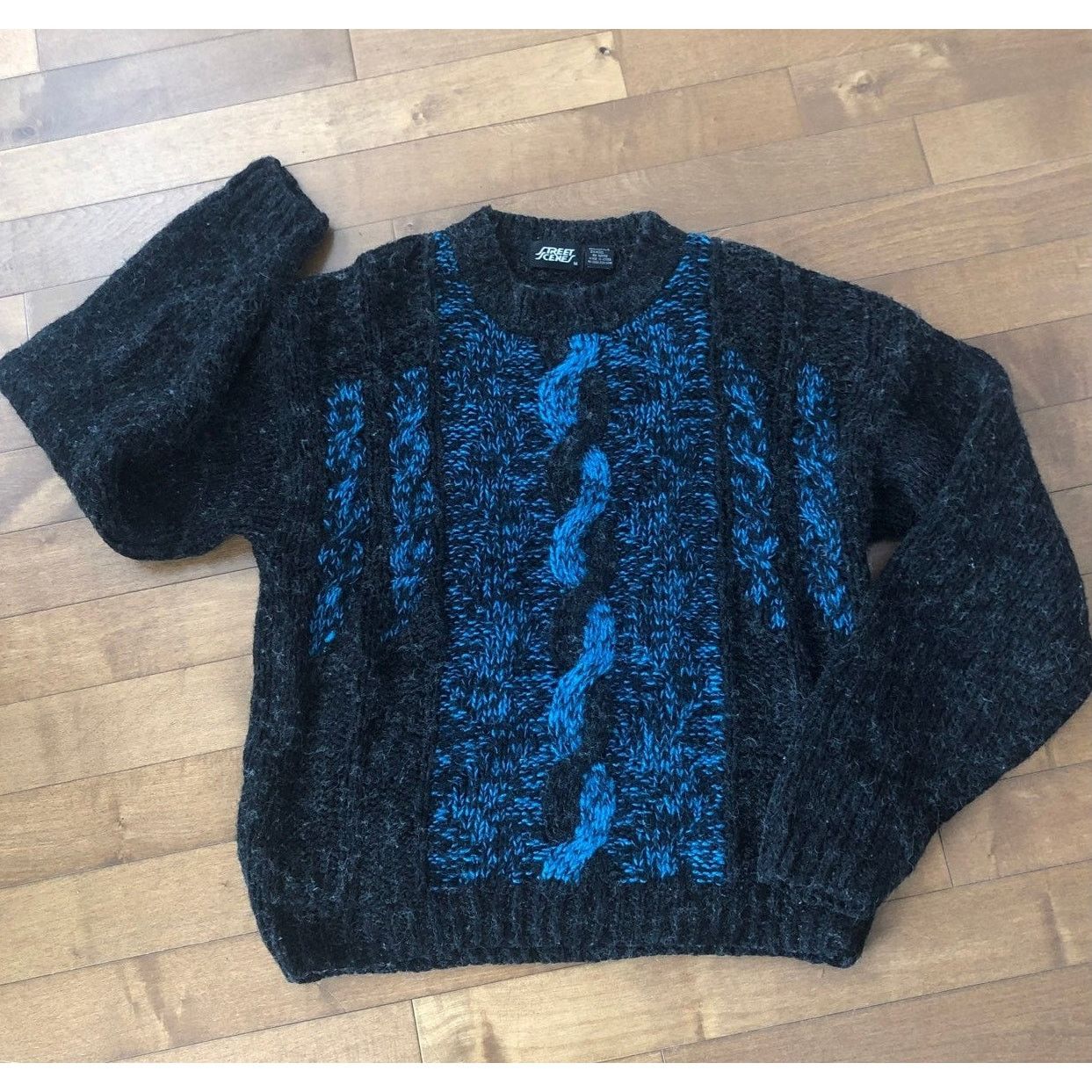 Vintage American Vtg 80-90s street scenes sweater black blue medium Size US M / EU 48-50 / 2 - 6 Thumbnail