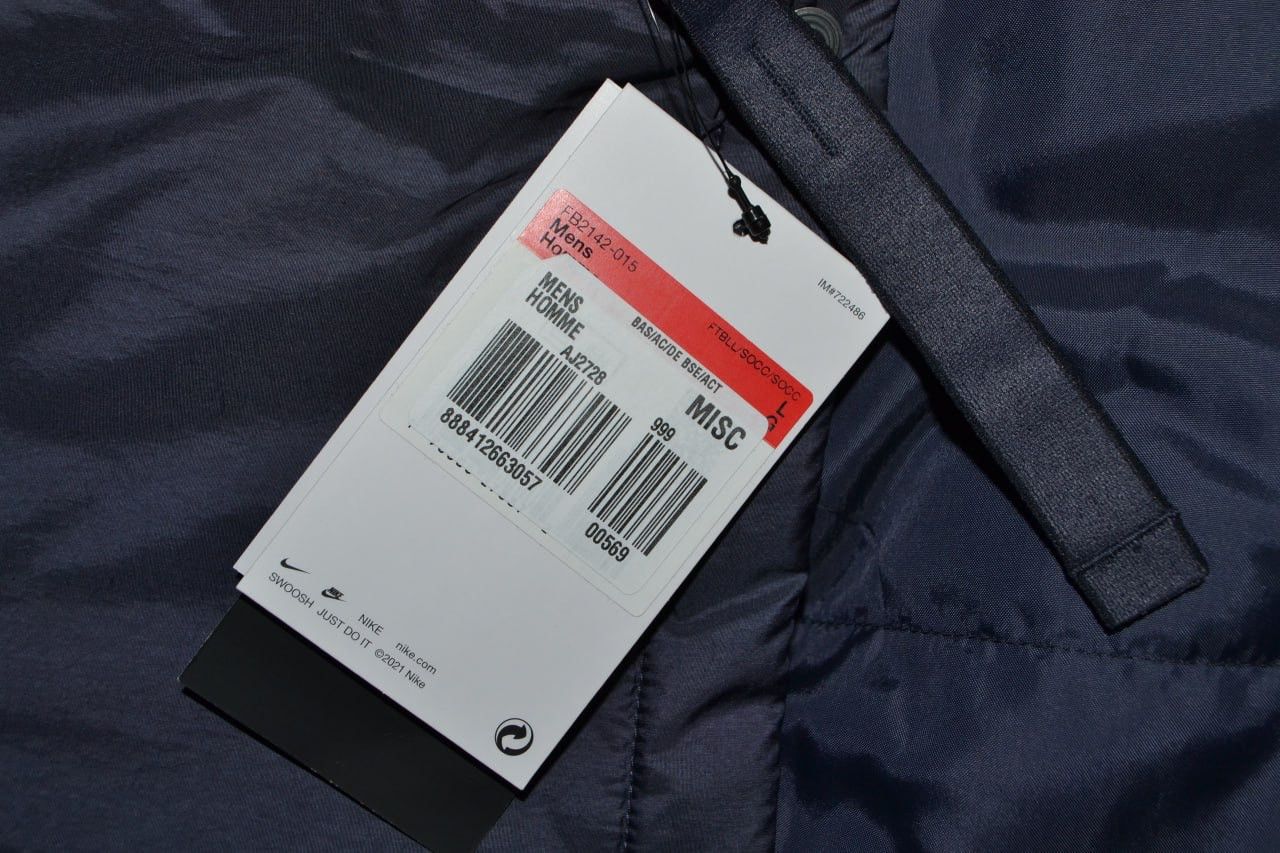 Nike NIKE PUFFER JACKET LIVERPOOL Hooded FC SYN FL VIOLET Size L Size US L / EU 52-54 / 3 - 17 Thumbnail