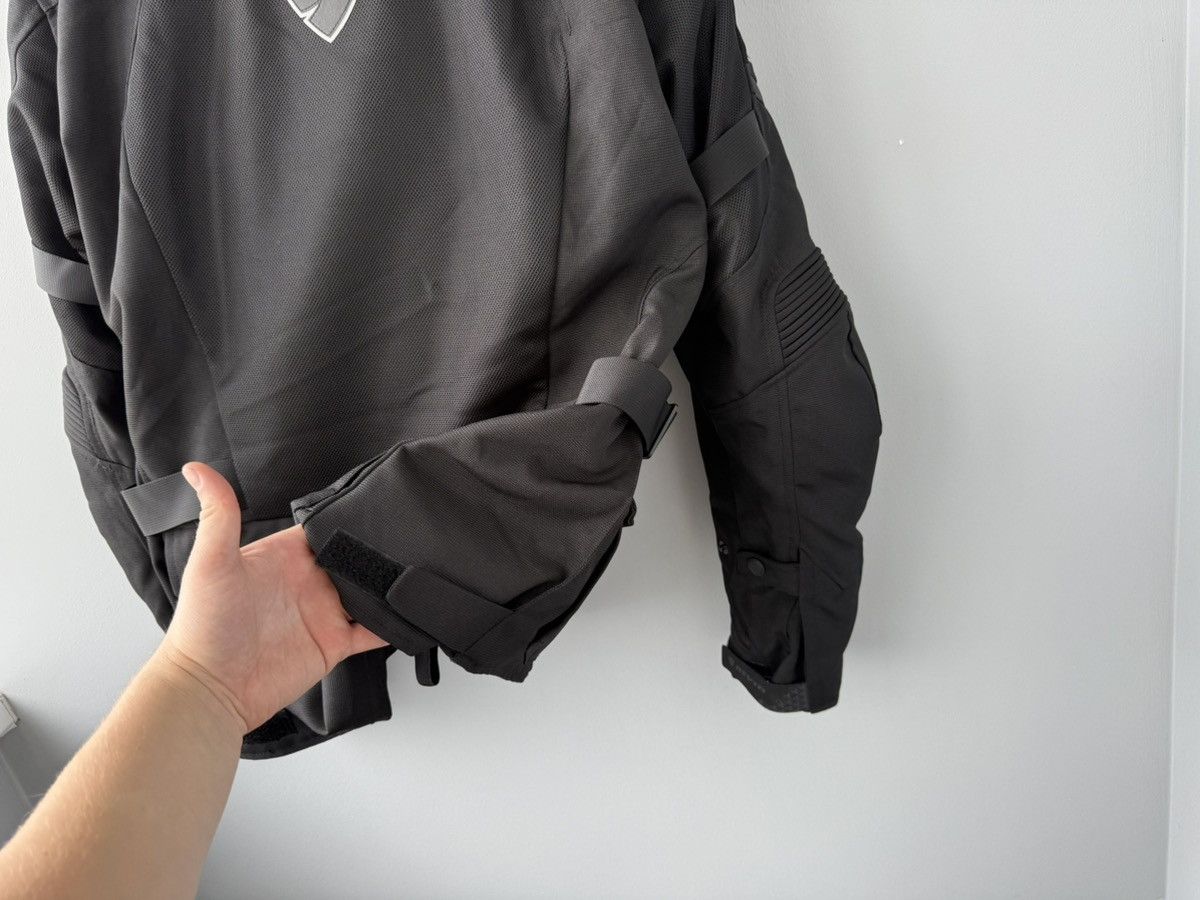 Dainese Revit Enginereed Skip Hydratex Moto Jacket Size US L / EU 52-54 / 3 - 25 Thumbnail