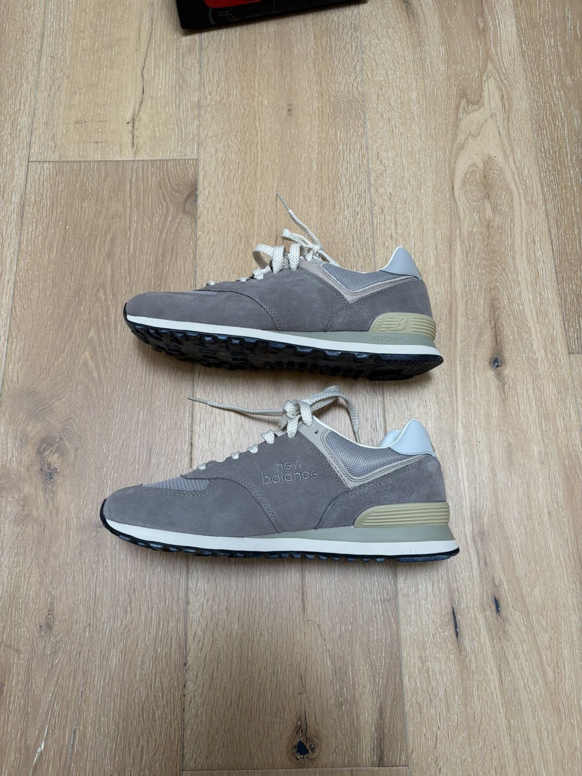 New Balance 574 'Un-N-Ding' New Balance U574GDY Size US 10 / EU 43 - 6 Thumbnail