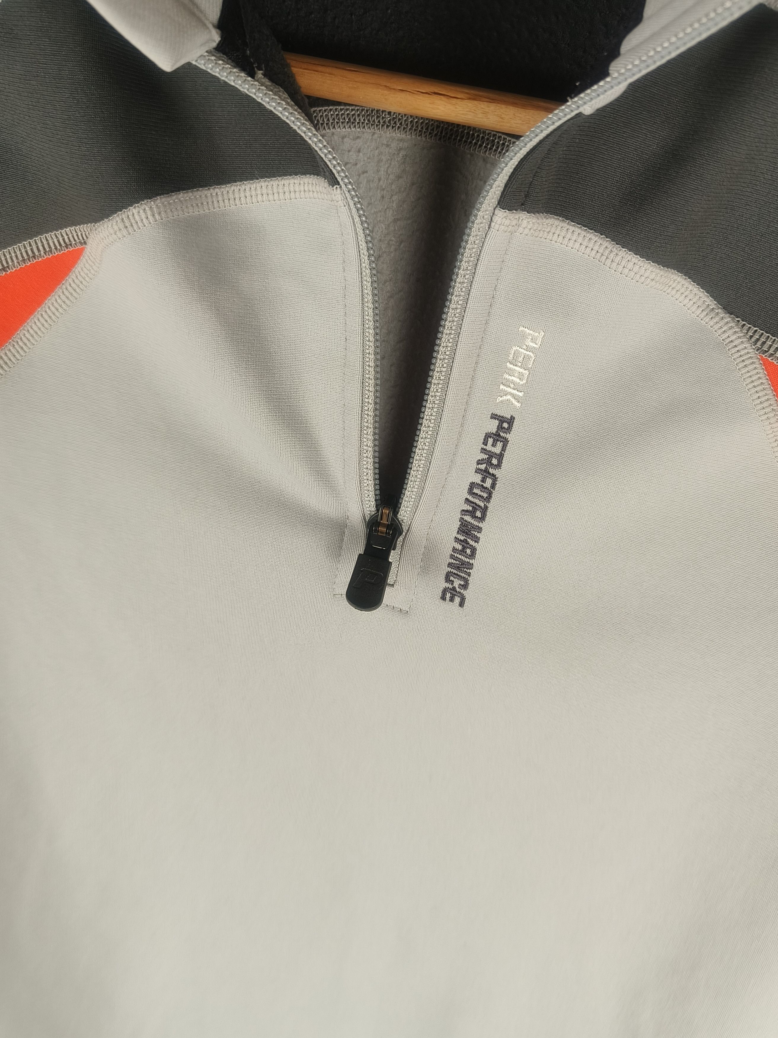 Peak Performance Peak Performance W's Half Zip Colorblock Base Layer Pullover Size M / US 6-8 / IT 42-44 - 3 Thumbnail