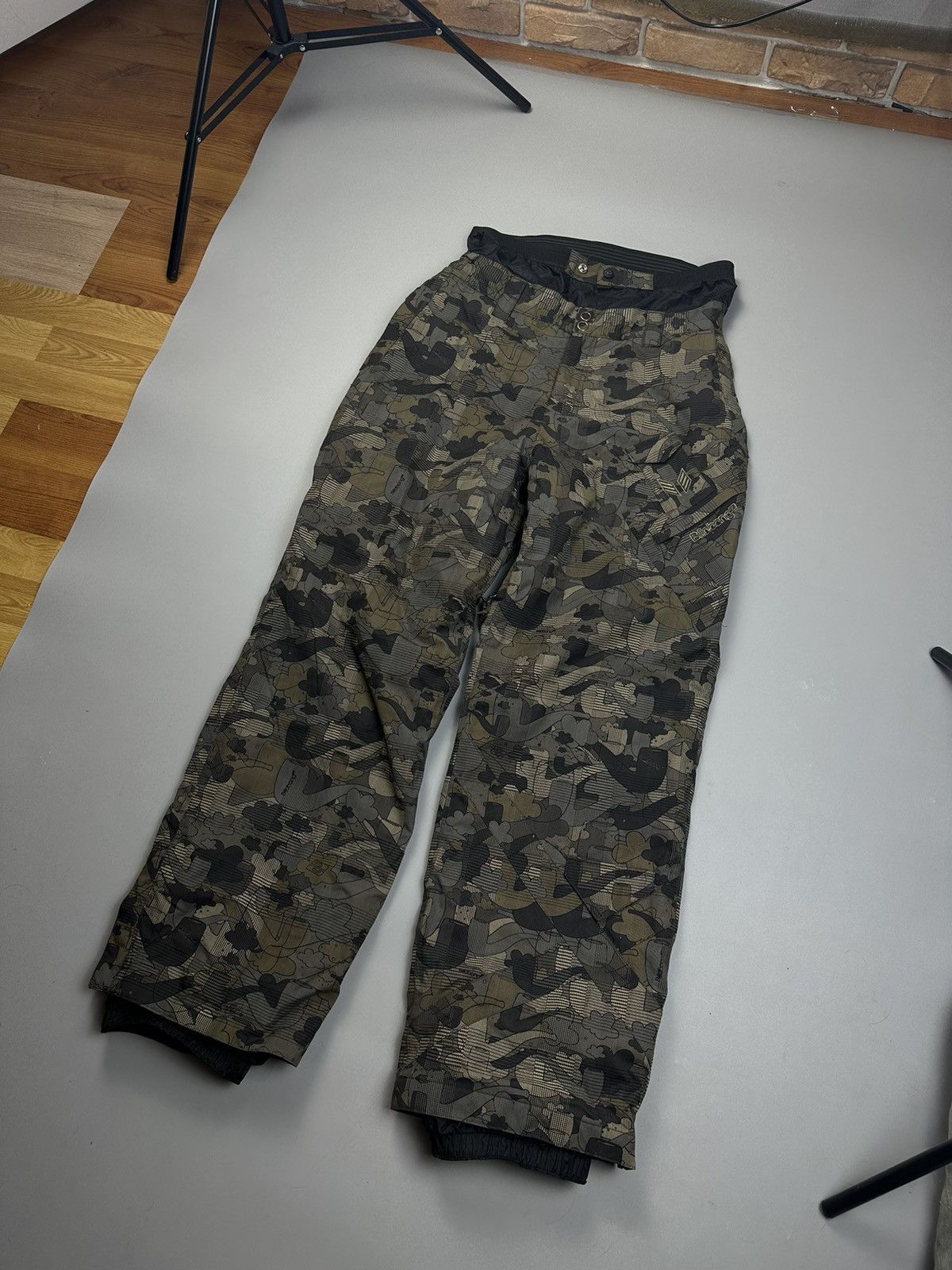 Billabong Billabong Snow Pants Green Patterned Wide Leg Size 32" / US 10 / IT 46 - 2 Thumbnail