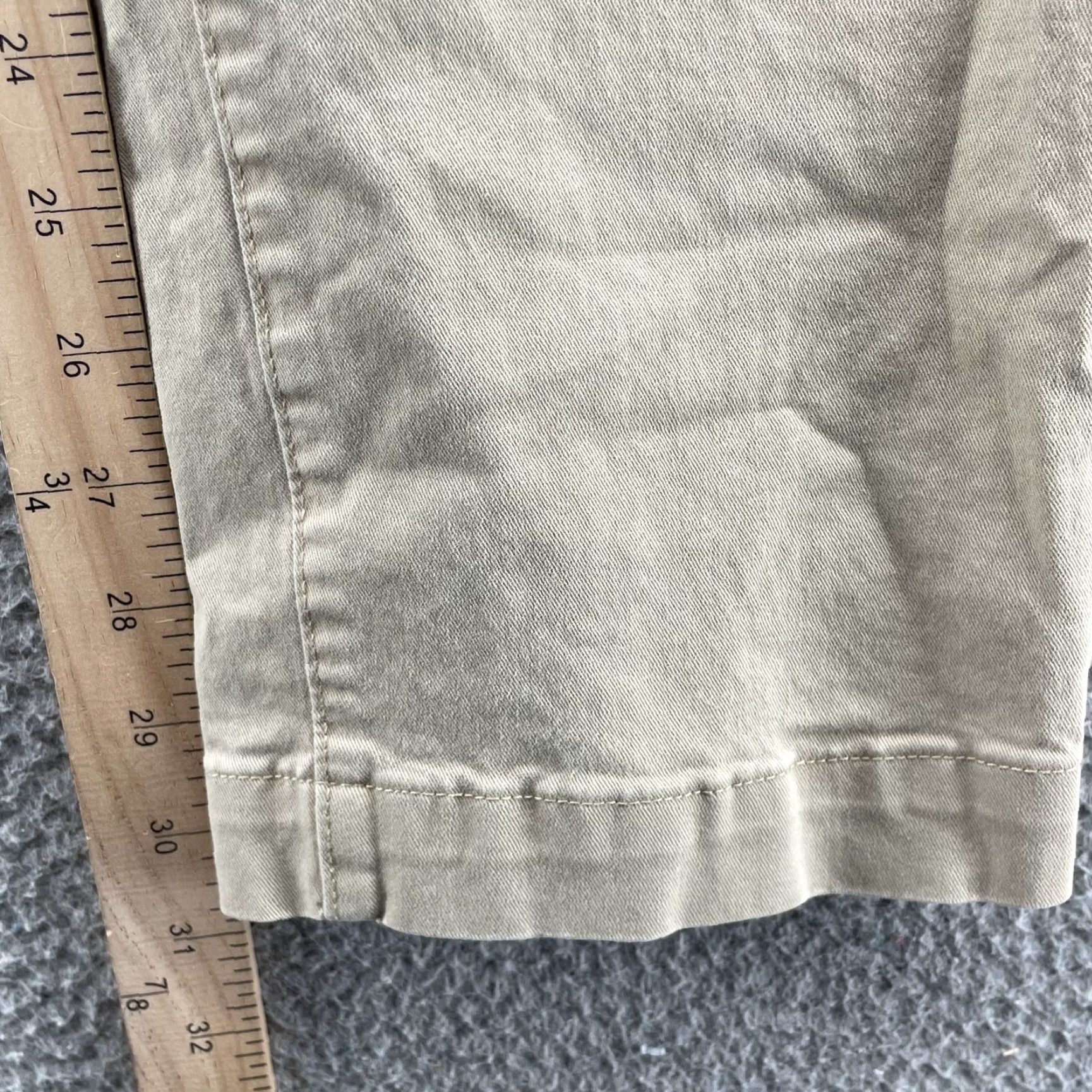 Gap Gap Men's Khaki Athletic Pant 33x31 Classic Preppy Office Pants - Beige, Cotton Spandex, Flat Front, Straight, Vintage No Size US 33 - 3 Thumbnail