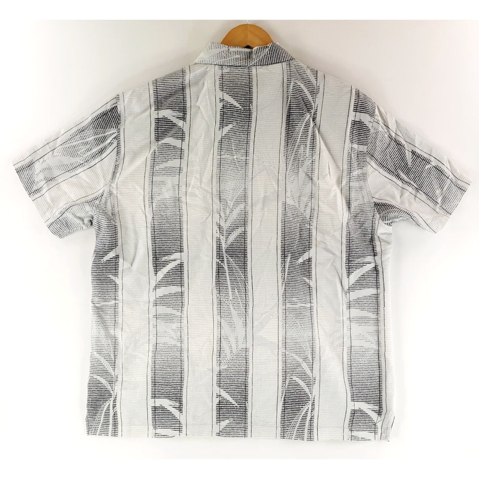 Tommy Bahama Tommy Bahama Shirt Button-Up XL Mens Gray Silk Palm Fronds Hawaiian Size US XL / EU 56 / 4 - 4 Thumbnail