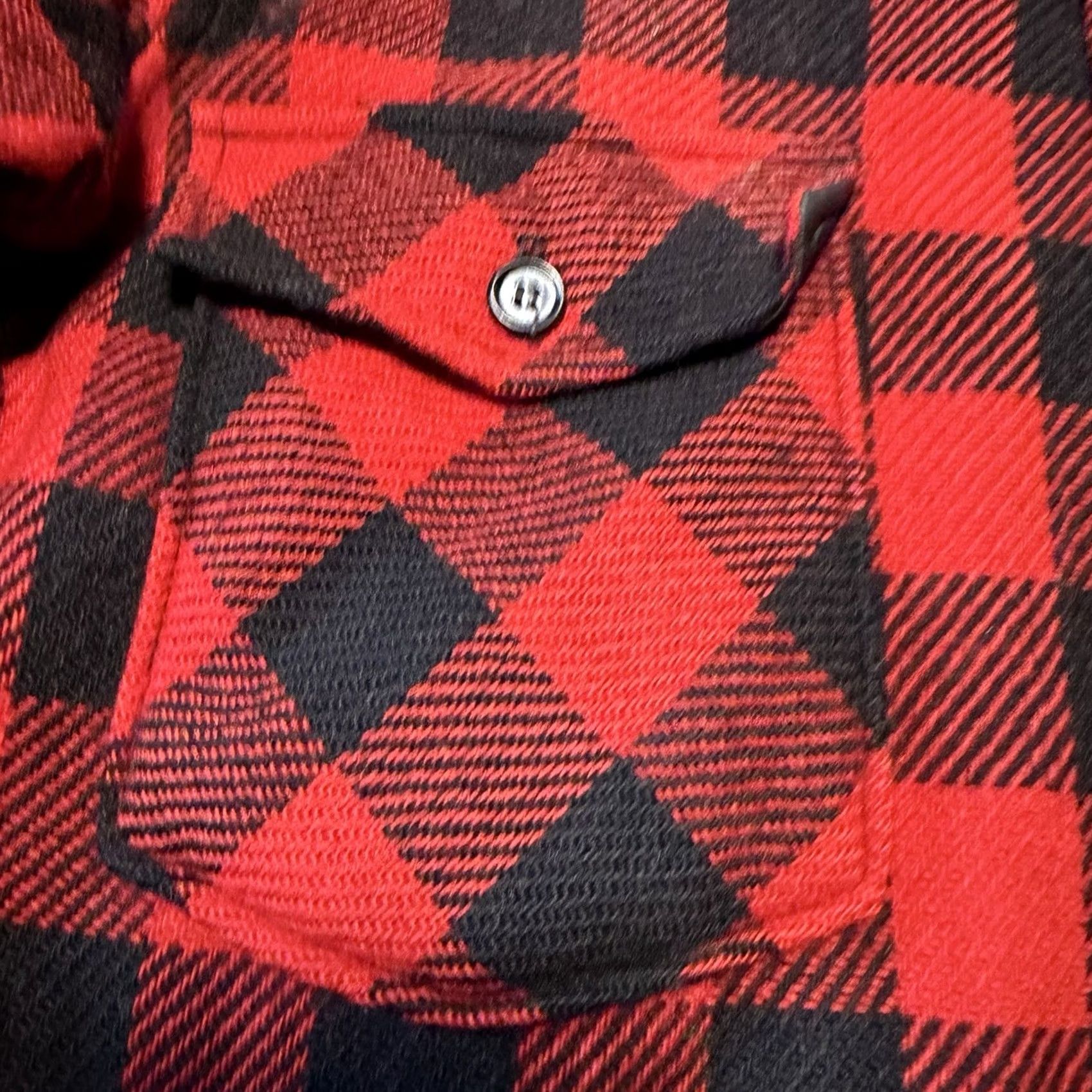 Vintage VINTAGE LL Bean Shirt Mens Large Red Black Buffalo Plaid Wool Made USA 80’s Size US L / EU 52-54 / 3 - 2 Thumbnail