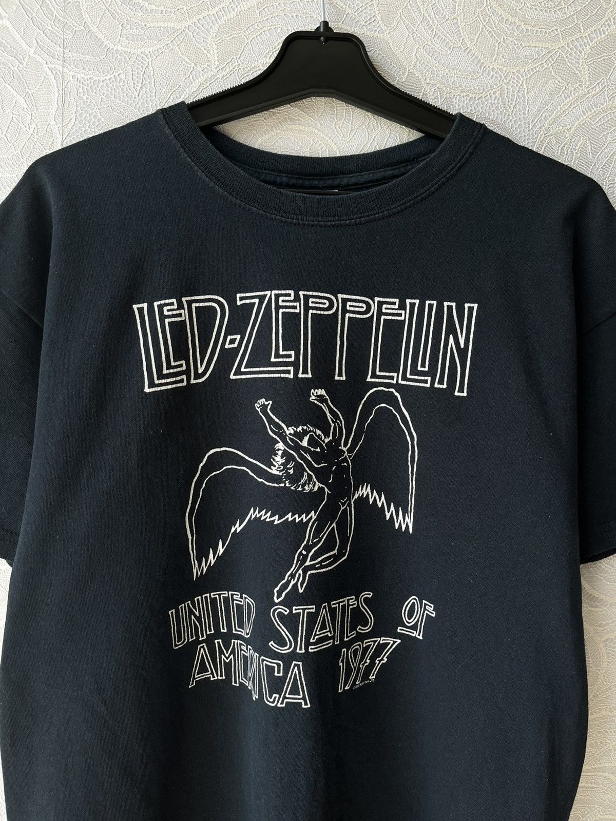 Band Tees 2000 Led Zeppelin United States Of America 1977 Black Tee Size US M / EU 48-50 / 2 - 2 Thumbnail