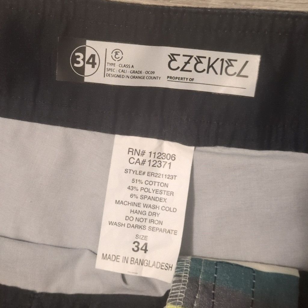 Ezekiel Ezekiel board shorts size 34 Size US 34 / EU 50 - 2 Thumbnail